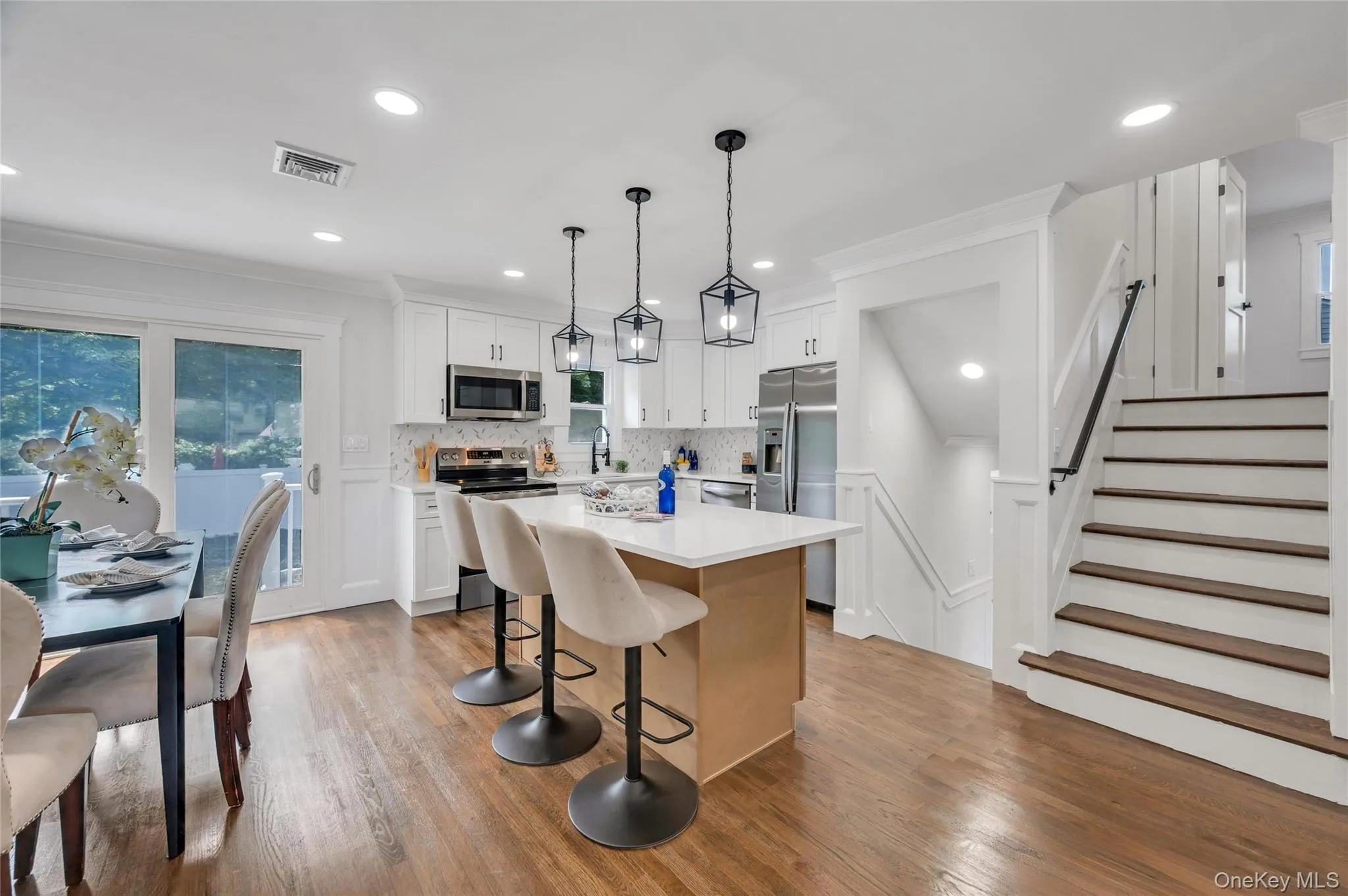 4 Ruby Lane, Huntington, NY, 4 Bedrooms Bedrooms, 6 Rooms Rooms,3 BathroomsBathrooms,Residential,For Rent,Ruby,0,1023237 4 Ruby Lane, Huntington, NY, 4 Bedrooms Bedrooms, 6 Rooms Rooms,3 BathroomsBathrooms,Residential,For Rent,Ruby,0,1023237