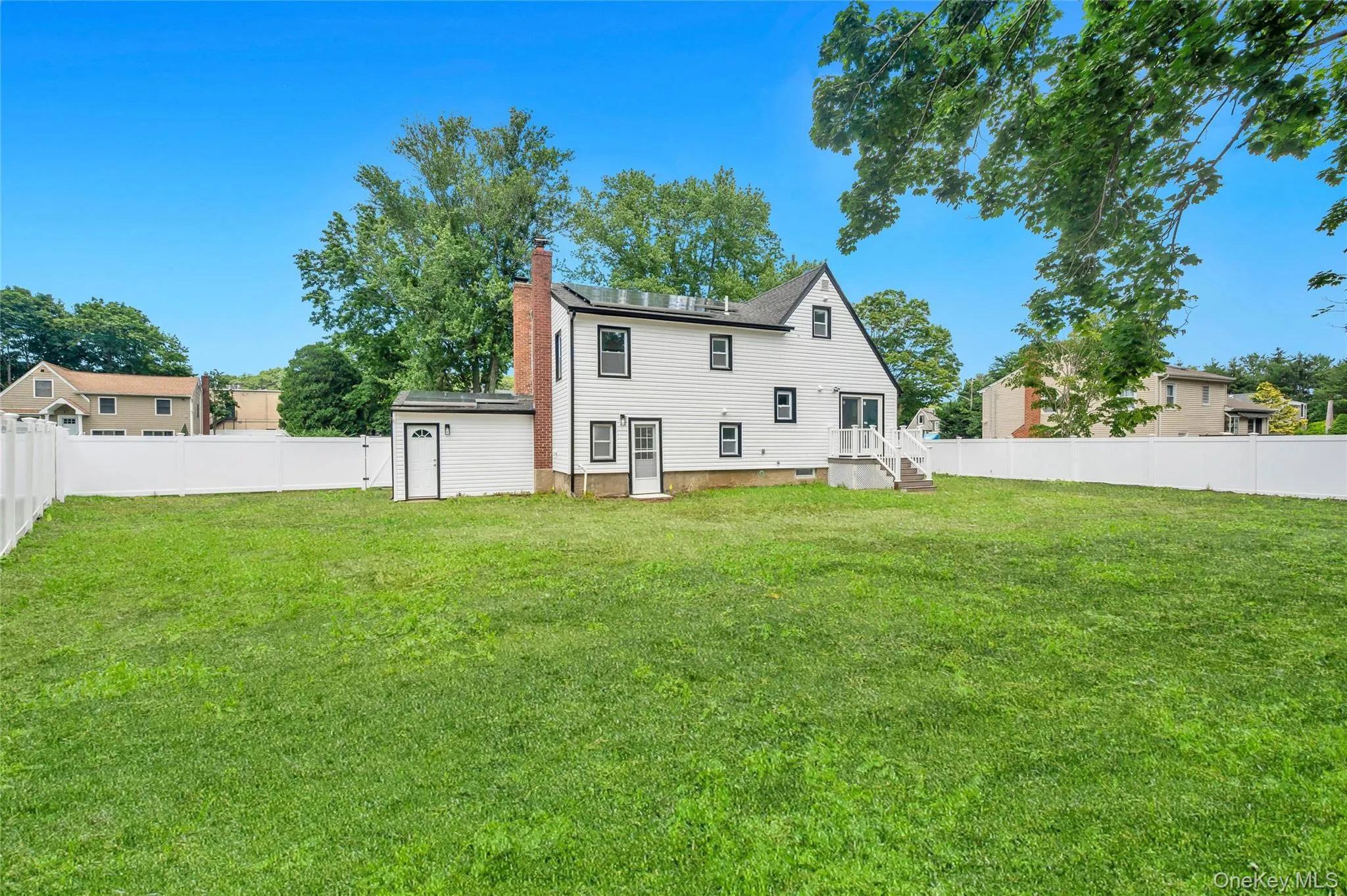 4 Ruby Lane, Huntington, NY, 4 Bedrooms Bedrooms, 6 Rooms Rooms,3 BathroomsBathrooms,Residential,For Rent,Ruby,0,1023237 4 Ruby Lane, Huntington, NY, 4 Bedrooms Bedrooms, 6 Rooms Rooms,3 BathroomsBathrooms,Residential,For Rent,Ruby,0,1023237