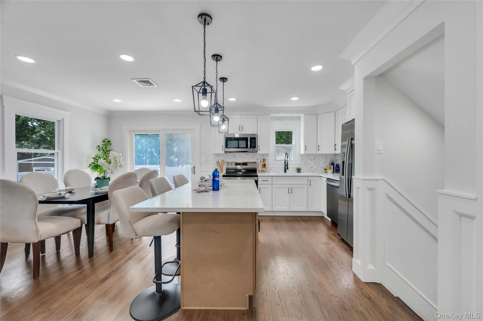 4 Ruby Lane, Huntington, NY, 4 Bedrooms Bedrooms, 6 Rooms Rooms,3 BathroomsBathrooms,Residential,For Rent,Ruby,0,1023237 4 Ruby Lane, Huntington, NY, 4 Bedrooms Bedrooms, 6 Rooms Rooms,3 BathroomsBathrooms,Residential,For Rent,Ruby,0,1023237