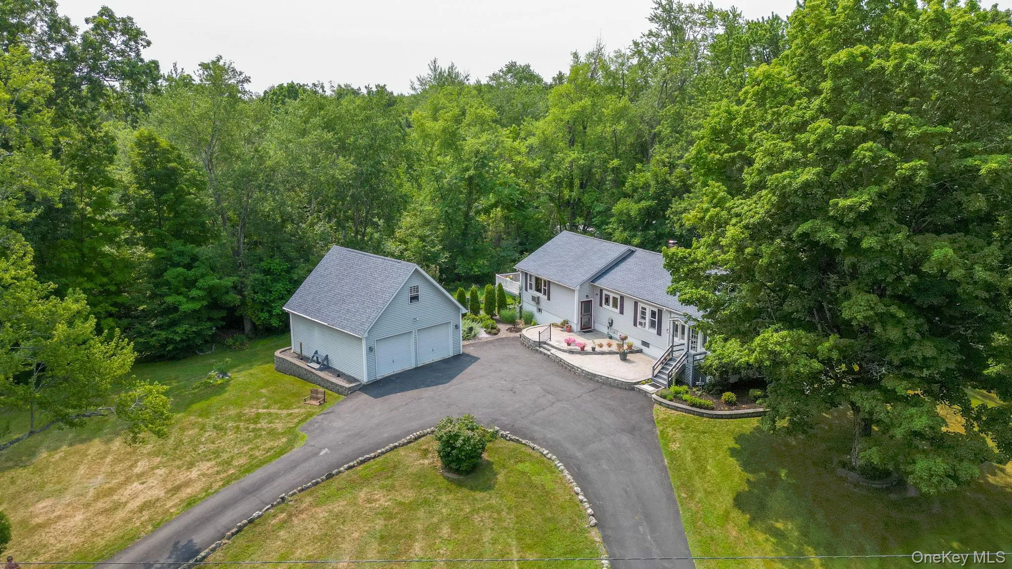 3253 State Route 52, Shawangunk, NY, 4 Bedrooms Bedrooms, 12 Rooms Rooms,2 BathroomsBathrooms,Residential,For Rent,State Route 52,0,1023238 3253 State Route 52, Shawangunk, NY, 4 Bedrooms Bedrooms, 12 Rooms Rooms,2 BathroomsBathrooms,Residential,For Rent,State Route 52,0,1023238