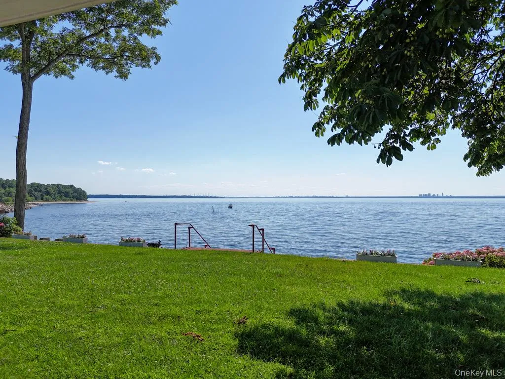 32 Westland Drive, Glen Cove, NY, 4 Bedrooms Bedrooms, 8 Rooms Rooms,3 BathroomsBathrooms,Residential,For Rent,Westland,0,1023246 32 Westland Drive, Glen Cove, NY, 4 Bedrooms Bedrooms, 8 Rooms Rooms,3 BathroomsBathrooms,Residential,For Rent,Westland,0,1023246