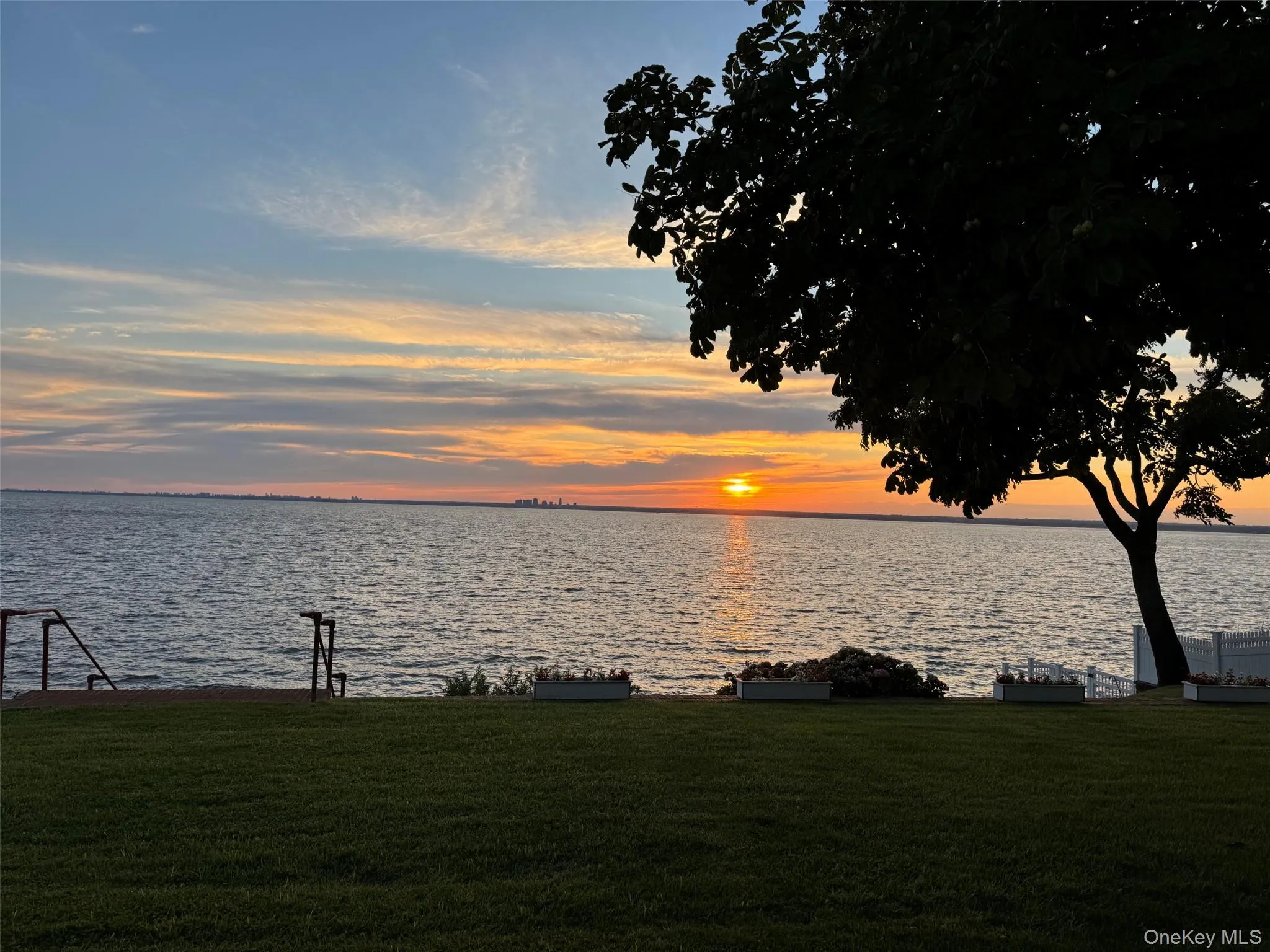 32 Westland Drive, Glen Cove, NY, 4 Bedrooms Bedrooms, 8 Rooms Rooms,3 BathroomsBathrooms,Residential,For Rent,Westland,0,1023246 32 Westland Drive, Glen Cove, NY, 4 Bedrooms Bedrooms, 8 Rooms Rooms,3 BathroomsBathrooms,Residential,For Rent,Westland,0,1023246