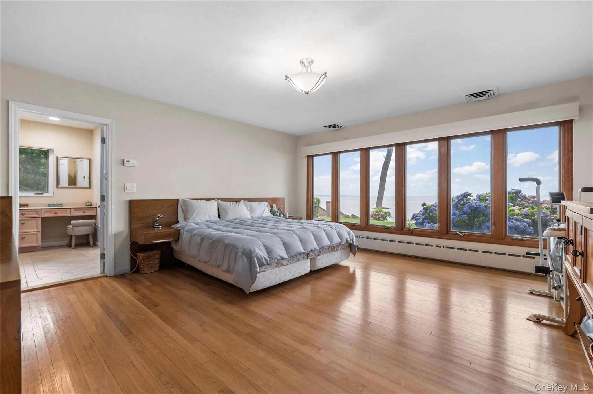 32 Westland Drive, Glen Cove, NY, 4 Bedrooms Bedrooms, 8 Rooms Rooms,3 BathroomsBathrooms,Residential,For Rent,Westland,0,1023246 32 Westland Drive, Glen Cove, NY, 4 Bedrooms Bedrooms, 8 Rooms Rooms,3 BathroomsBathrooms,Residential,For Rent,Westland,0,1023246
