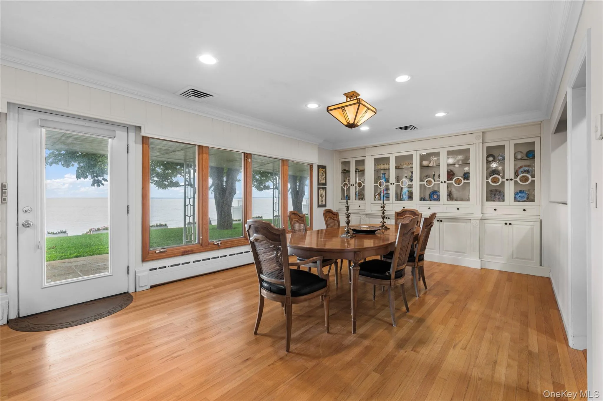 32 Westland Drive, Glen Cove, NY, 4 Bedrooms Bedrooms, 8 Rooms Rooms,3 BathroomsBathrooms,Residential,For Rent,Westland,0,1023246 32 Westland Drive, Glen Cove, NY, 4 Bedrooms Bedrooms, 8 Rooms Rooms,3 BathroomsBathrooms,Residential,For Rent,Westland,0,1023246