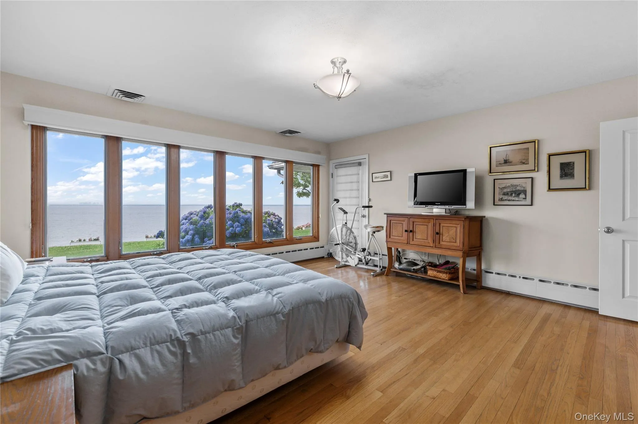 32 Westland Drive, Glen Cove, NY, 4 Bedrooms Bedrooms, 8 Rooms Rooms,3 BathroomsBathrooms,Residential,For Rent,Westland,0,1023246 32 Westland Drive, Glen Cove, NY, 4 Bedrooms Bedrooms, 8 Rooms Rooms,3 BathroomsBathrooms,Residential,For Rent,Westland,0,1023246