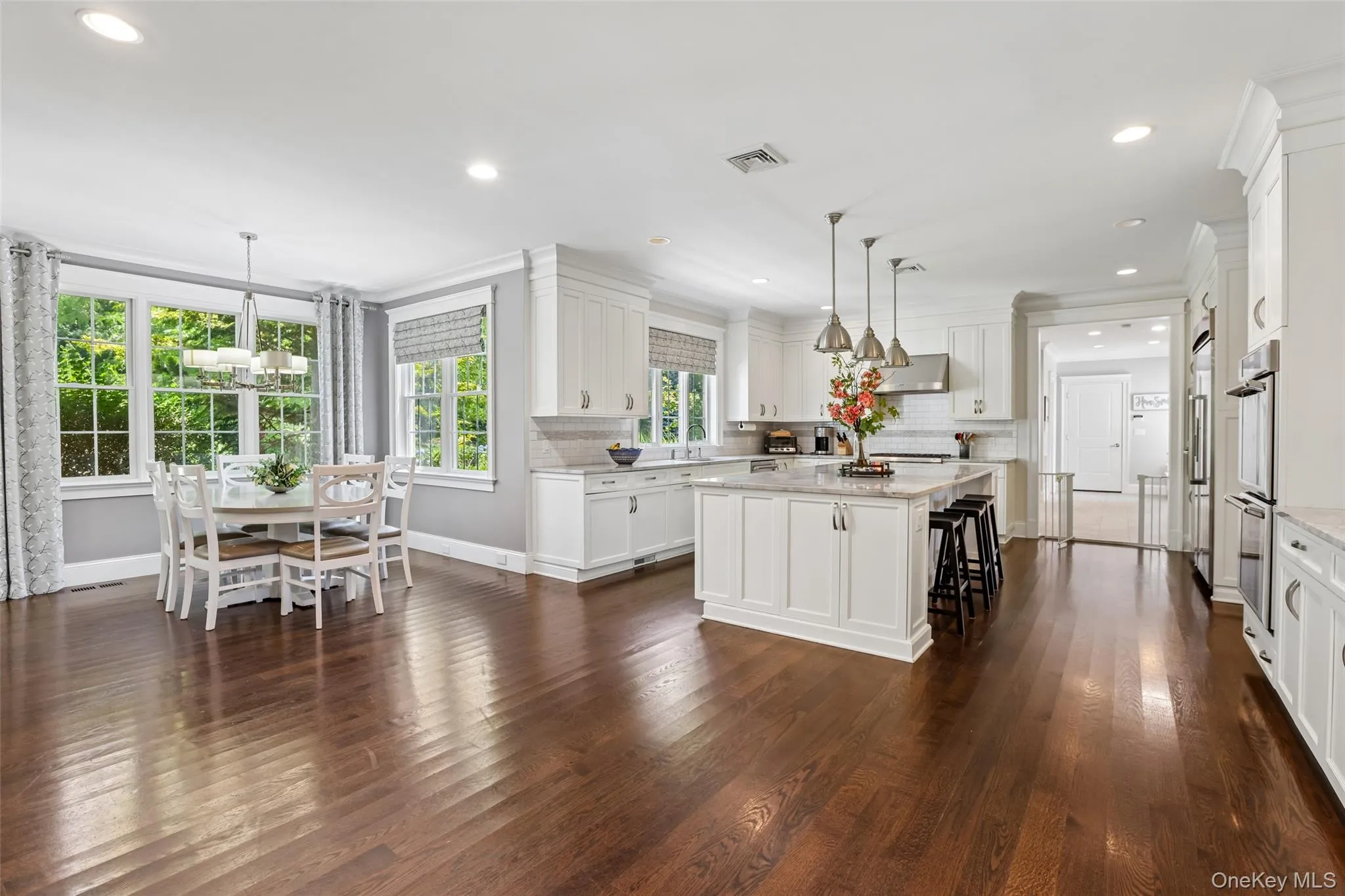 15 Heritage Drive, Mount Pleasant, NY, 5 Bedrooms Bedrooms, 12 Rooms Rooms,5 BathroomsBathrooms,Residential,For Rent,Heritage,0,1023249 15 Heritage Drive, Mount Pleasant, NY, 5 Bedrooms Bedrooms, 12 Rooms Rooms,5 BathroomsBathrooms,Residential,For Rent,Heritage,0,1023249