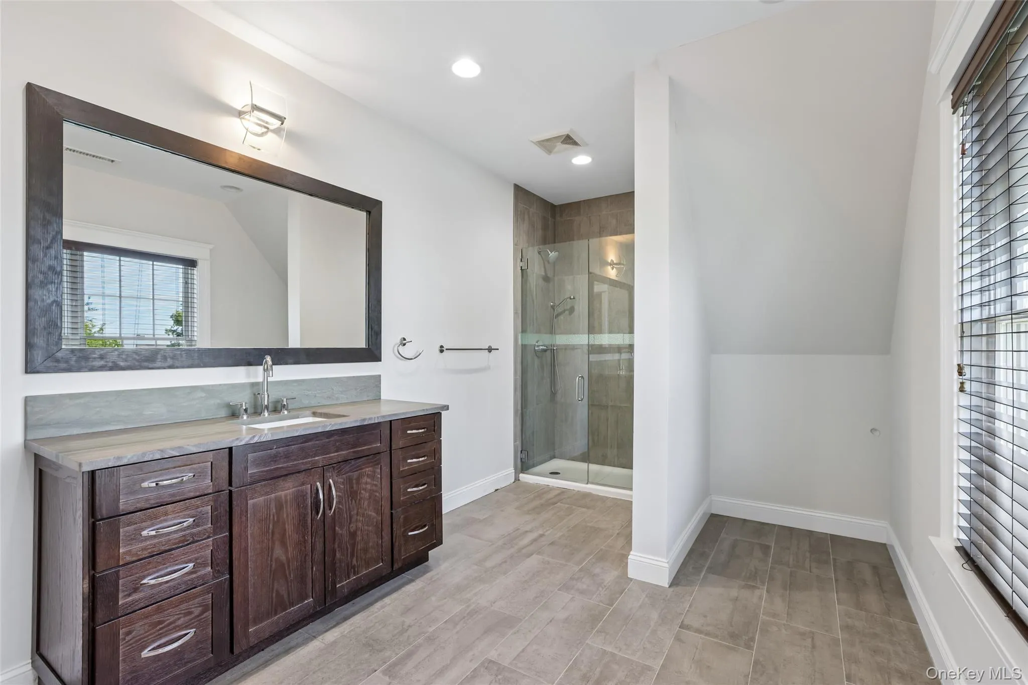 15 Heritage Drive, Mount Pleasant, NY, 5 Bedrooms Bedrooms, 12 Rooms Rooms,5 BathroomsBathrooms,Residential,For Rent,Heritage,0,1023249 15 Heritage Drive, Mount Pleasant, NY, 5 Bedrooms Bedrooms, 12 Rooms Rooms,5 BathroomsBathrooms,Residential,For Rent,Heritage,0,1023249