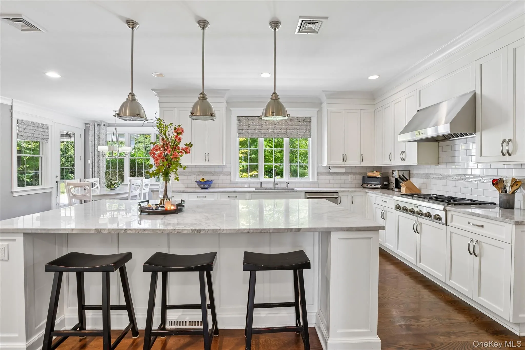 15 Heritage Drive, Mount Pleasant, NY, 5 Bedrooms Bedrooms, 12 Rooms Rooms,5 BathroomsBathrooms,Residential,For Rent,Heritage,0,1023249 15 Heritage Drive, Mount Pleasant, NY, 5 Bedrooms Bedrooms, 12 Rooms Rooms,5 BathroomsBathrooms,Residential,For Rent,Heritage,0,1023249