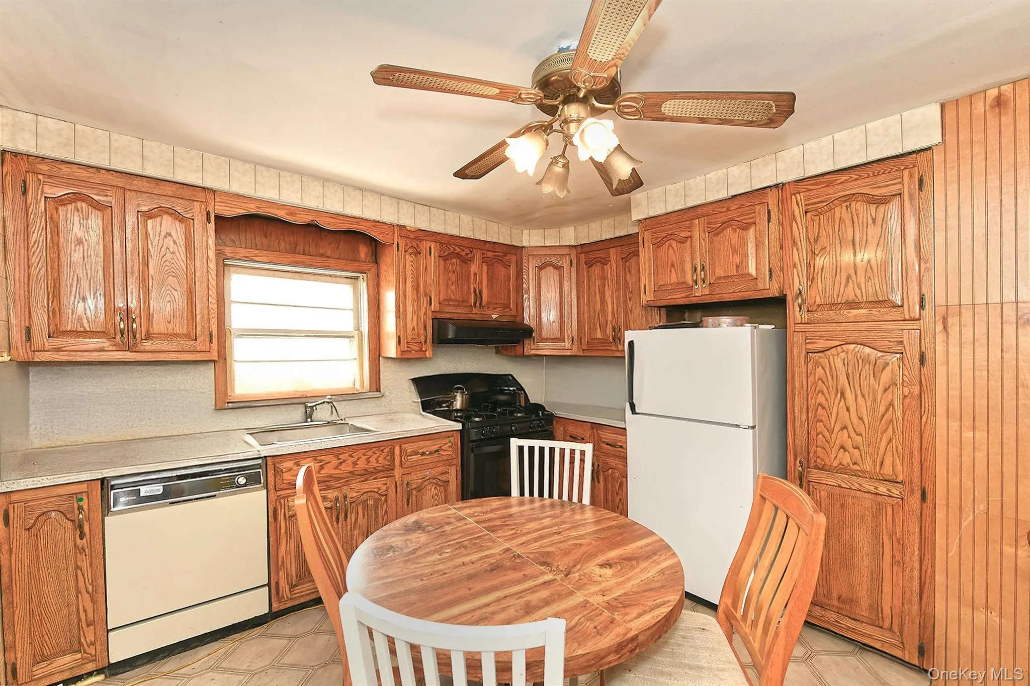 164-16 Goethals Avenue, New York, NY, 3 Bedrooms Bedrooms, 6 Rooms Rooms,2 BathroomsBathrooms,Residential,For Rent,Goethals,0,1023251 164-16 Goethals Avenue, New York, NY, 3 Bedrooms Bedrooms, 6 Rooms Rooms,2 BathroomsBathrooms,Residential,For Rent,Goethals,0,1023251