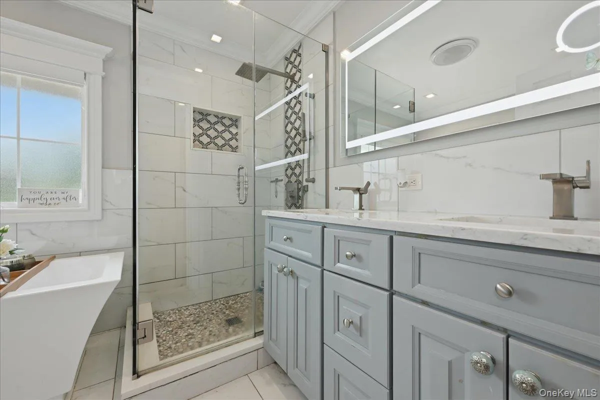 45 Cottonwood Lane, Hempstead, NY, 4 Bedrooms Bedrooms, 7 Rooms Rooms,2 BathroomsBathrooms,Residential,For Rent,Cottonwood,0,1023255 45 Cottonwood Lane, Hempstead, NY, 4 Bedrooms Bedrooms, 7 Rooms Rooms,2 BathroomsBathrooms,Residential,For Rent,Cottonwood,0,1023255