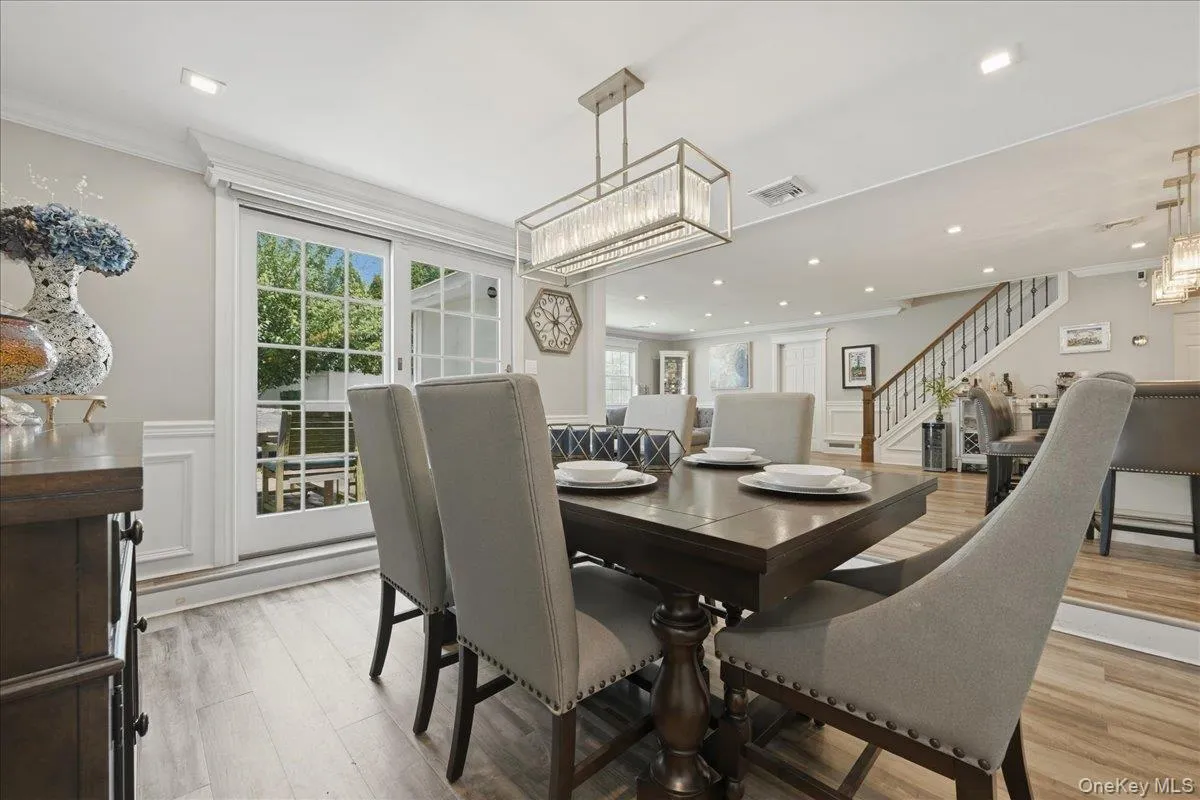 45 Cottonwood Lane, Hempstead, NY, 4 Bedrooms Bedrooms, 7 Rooms Rooms,2 BathroomsBathrooms,Residential,For Rent,Cottonwood,0,1023255 45 Cottonwood Lane, Hempstead, NY, 4 Bedrooms Bedrooms, 7 Rooms Rooms,2 BathroomsBathrooms,Residential,For Rent,Cottonwood,0,1023255