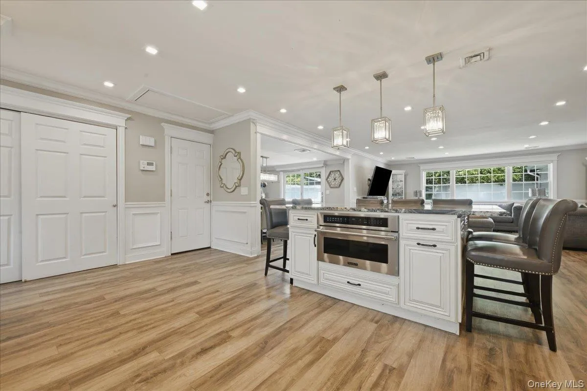 45 Cottonwood Lane, Hempstead, NY, 4 Bedrooms Bedrooms, 7 Rooms Rooms,2 BathroomsBathrooms,Residential,For Rent,Cottonwood,0,1023255 45 Cottonwood Lane, Hempstead, NY, 4 Bedrooms Bedrooms, 7 Rooms Rooms,2 BathroomsBathrooms,Residential,For Rent,Cottonwood,0,1023255