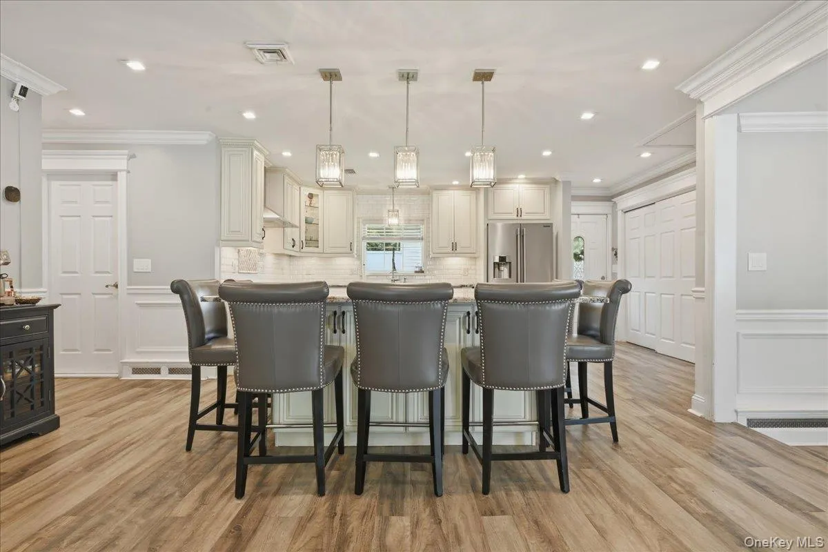 45 Cottonwood Lane, Hempstead, NY, 4 Bedrooms Bedrooms, 7 Rooms Rooms,2 BathroomsBathrooms,Residential,For Rent,Cottonwood,0,1023255 45 Cottonwood Lane, Hempstead, NY, 4 Bedrooms Bedrooms, 7 Rooms Rooms,2 BathroomsBathrooms,Residential,For Rent,Cottonwood,0,1023255