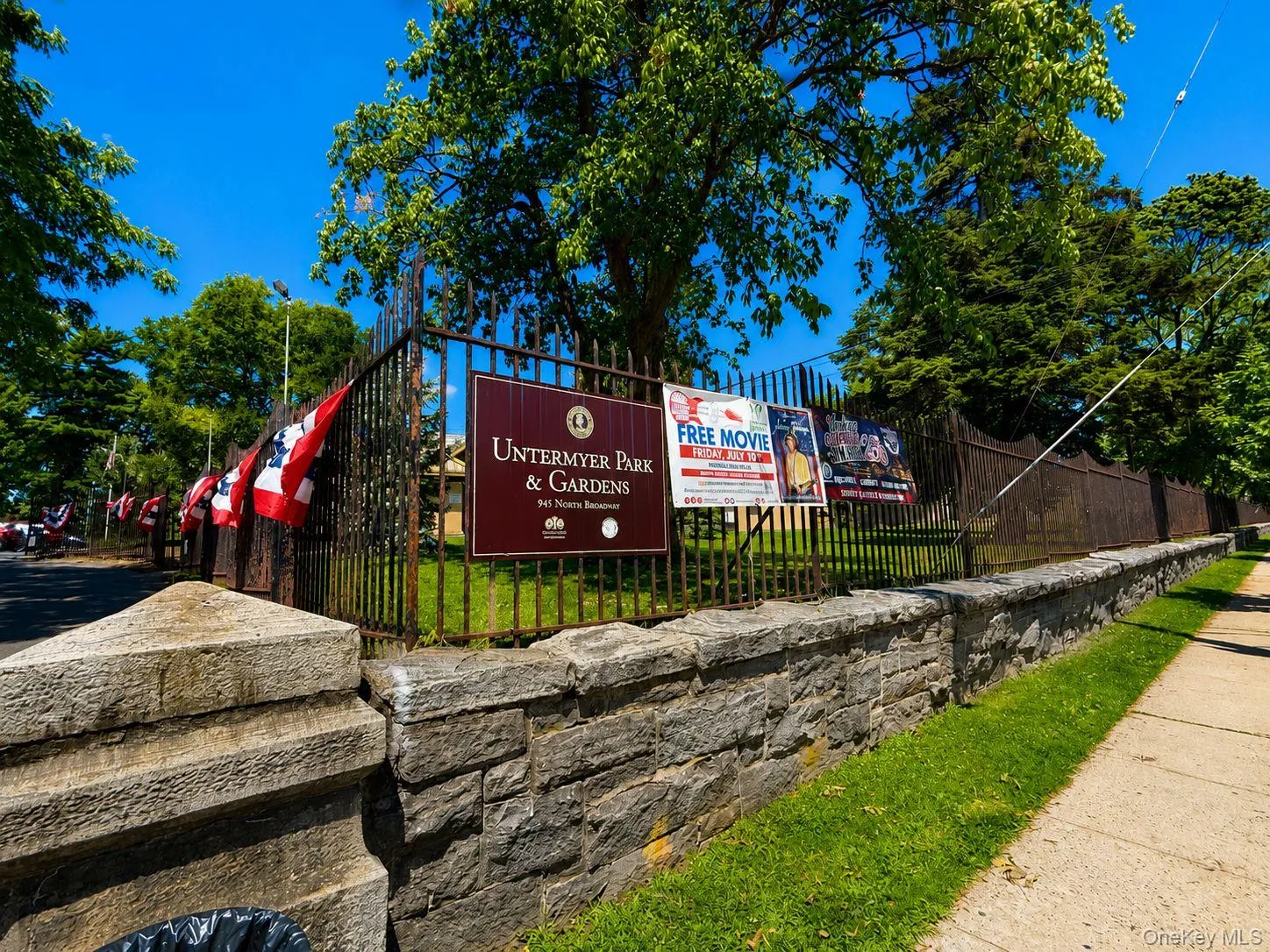 Untermyer Park & Gardens just steps away Untermyer Park & Gardens just steps away