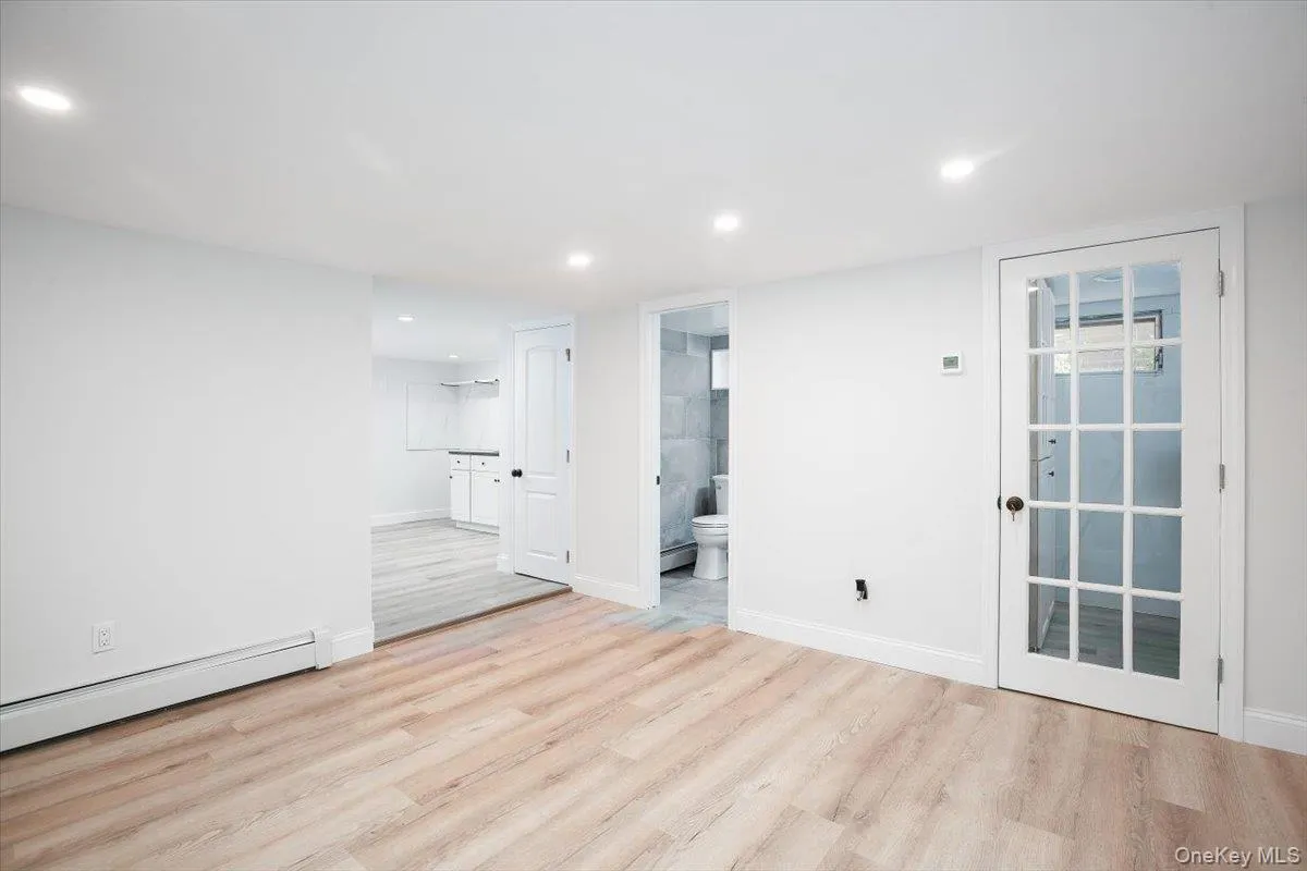 310 Columbus Parkway, North Hempstead, NY, 3 Bedrooms Bedrooms, 9 Rooms Rooms,2 BathroomsBathrooms,Residential Lease,For Rent,Columbus,0,1023257 310 Columbus Parkway, North Hempstead, NY, 3 Bedrooms Bedrooms, 9 Rooms Rooms,2 BathroomsBathrooms,Residential Lease,For Rent,Columbus,0,1023257