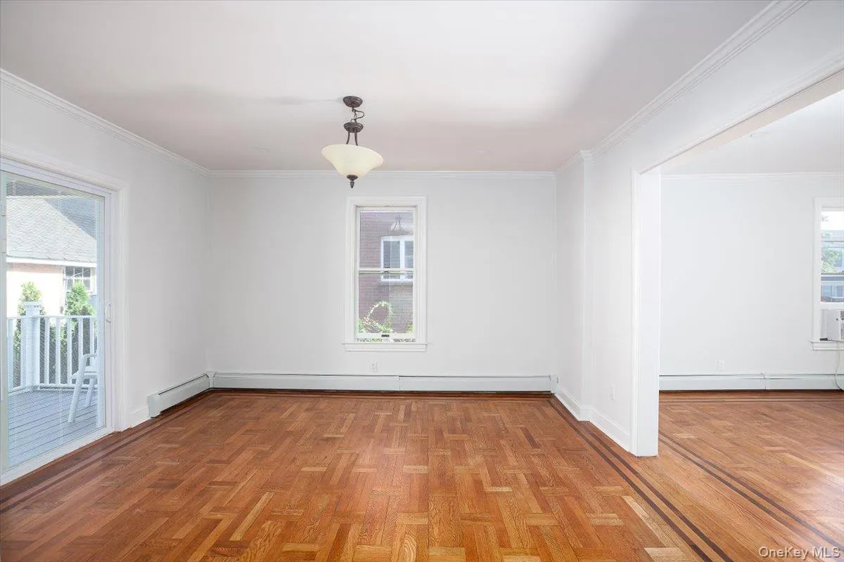 310 Columbus Parkway, North Hempstead, NY, 3 Bedrooms Bedrooms, 9 Rooms Rooms,2 BathroomsBathrooms,Residential Lease,For Rent,Columbus,0,1023257 310 Columbus Parkway, North Hempstead, NY, 3 Bedrooms Bedrooms, 9 Rooms Rooms,2 BathroomsBathrooms,Residential Lease,For Rent,Columbus,0,1023257