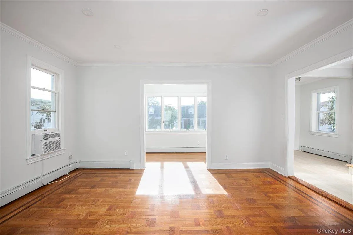 310 Columbus Parkway, North Hempstead, NY, 3 Bedrooms Bedrooms, 9 Rooms Rooms,2 BathroomsBathrooms,Residential Lease,For Rent,Columbus,0,1023257 310 Columbus Parkway, North Hempstead, NY, 3 Bedrooms Bedrooms, 9 Rooms Rooms,2 BathroomsBathrooms,Residential Lease,For Rent,Columbus,0,1023257