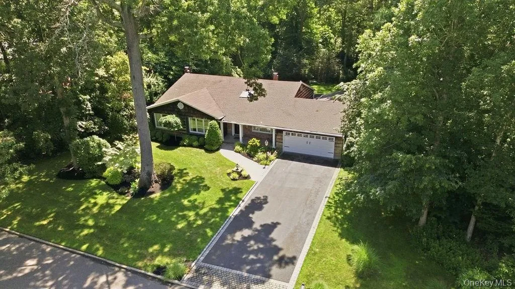 20 Oak Tree Drive, Smithtown, NY, 4 Bedrooms Bedrooms, 8 Rooms Rooms,3 BathroomsBathrooms,Residential,For Rent,Oak Tree,0,1023260 20 Oak Tree Drive, Smithtown, NY, 4 Bedrooms Bedrooms, 8 Rooms Rooms,3 BathroomsBathrooms,Residential,For Rent,Oak Tree,0,1023260