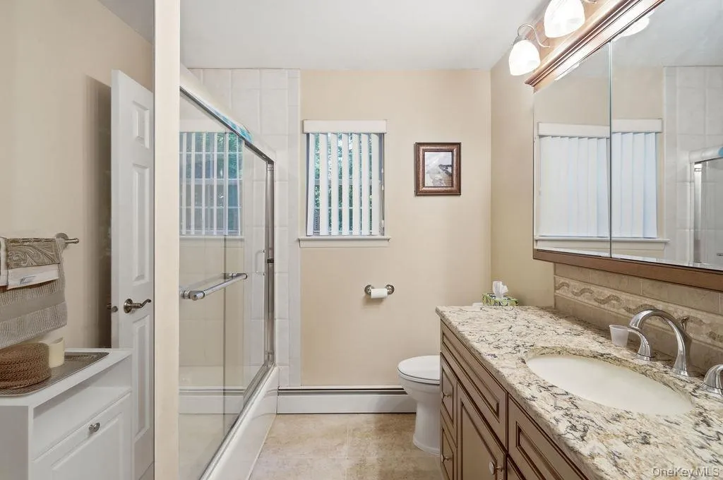 20 Oak Tree Drive, Smithtown, NY, 4 Bedrooms Bedrooms, 8 Rooms Rooms,3 BathroomsBathrooms,Residential,For Rent,Oak Tree,0,1023260 20 Oak Tree Drive, Smithtown, NY, 4 Bedrooms Bedrooms, 8 Rooms Rooms,3 BathroomsBathrooms,Residential,For Rent,Oak Tree,0,1023260