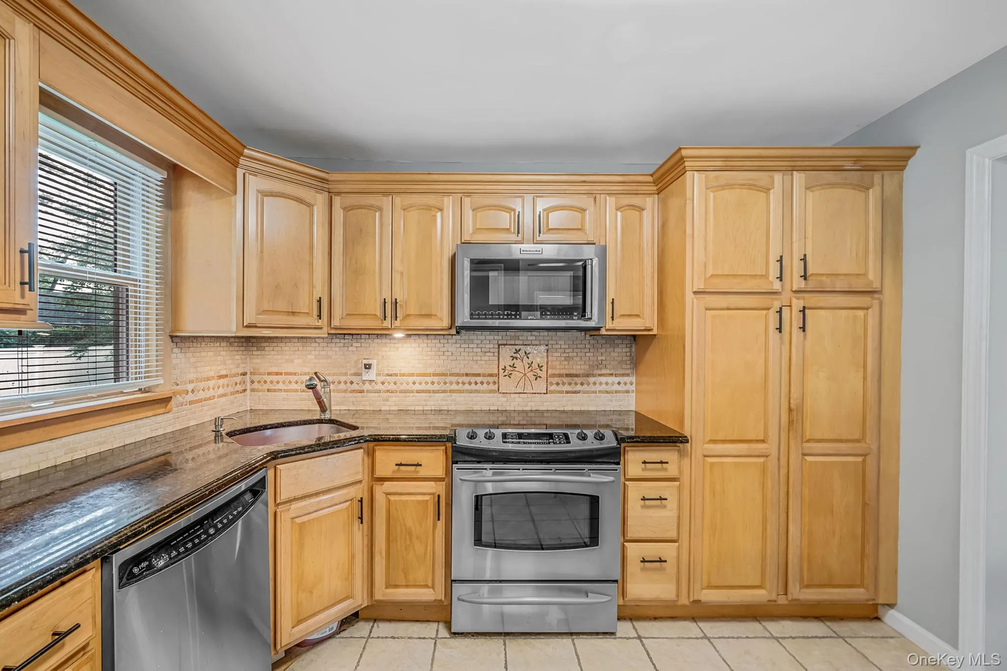 453 Dartmouth Street, Hempstead, NY, 4 Bedrooms Bedrooms, 8 Rooms Rooms,2 BathroomsBathrooms,Residential,For Rent,Dartmouth,0,1023261 453 Dartmouth Street, Hempstead, NY, 4 Bedrooms Bedrooms, 8 Rooms Rooms,2 BathroomsBathrooms,Residential,For Rent,Dartmouth,0,1023261