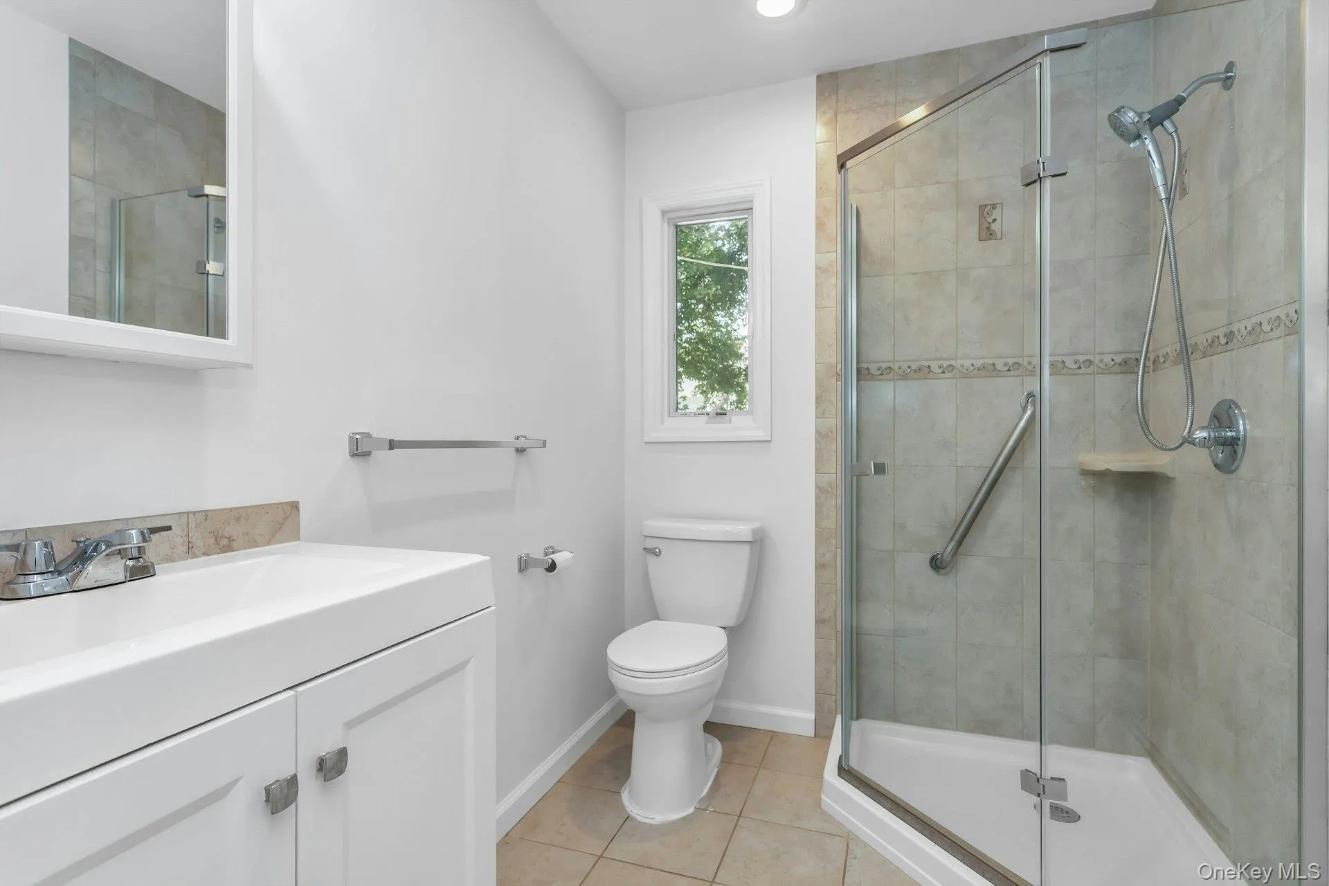 14 Prade Lane, Oyster Bay, NY, 4 Bedrooms Bedrooms, 7 Rooms Rooms,2 BathroomsBathrooms,Residential,For Rent,Prade,0,1023262 14 Prade Lane, Oyster Bay, NY, 4 Bedrooms Bedrooms, 7 Rooms Rooms,2 BathroomsBathrooms,Residential,For Rent,Prade,0,1023262