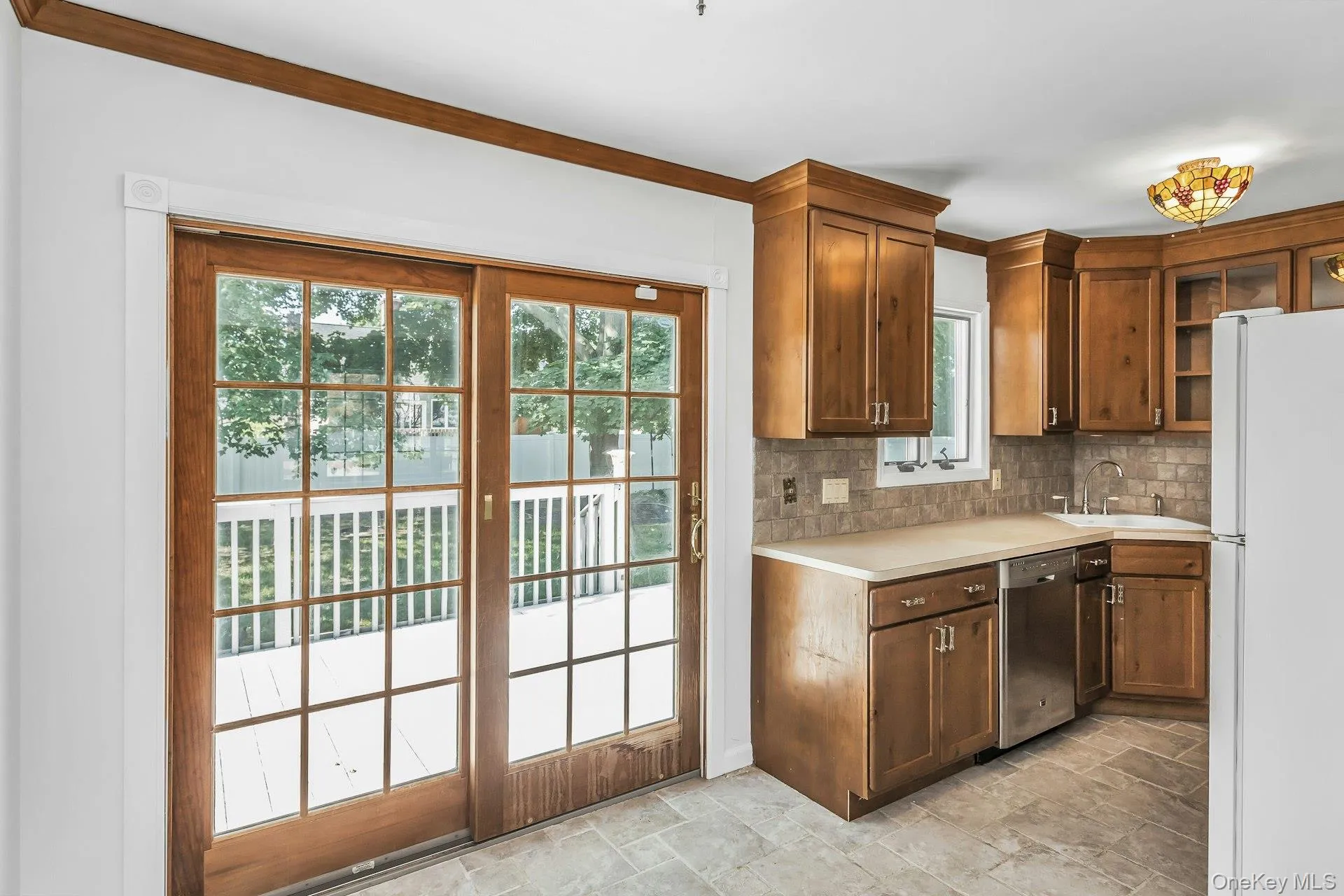 14 Prade Lane, Oyster Bay, NY, 4 Bedrooms Bedrooms, 7 Rooms Rooms,2 BathroomsBathrooms,Residential,For Rent,Prade,0,1023262 14 Prade Lane, Oyster Bay, NY, 4 Bedrooms Bedrooms, 7 Rooms Rooms,2 BathroomsBathrooms,Residential,For Rent,Prade,0,1023262