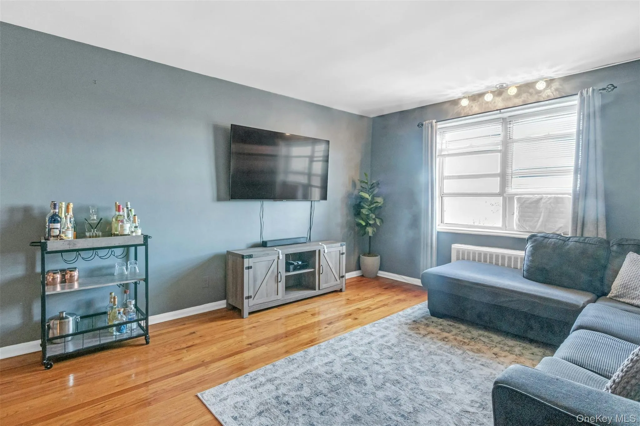 1234 Midland Ave, Yonkers, NY, 2 Bedrooms Bedrooms, 5 Rooms Rooms,1 BathroomBathrooms,Residential,For Rent,Midland Ave,0,1023263 1234 Midland Ave, Yonkers, NY, 2 Bedrooms Bedrooms, 5 Rooms Rooms,1 BathroomBathrooms,Residential,For Rent,Midland Ave,0,1023263