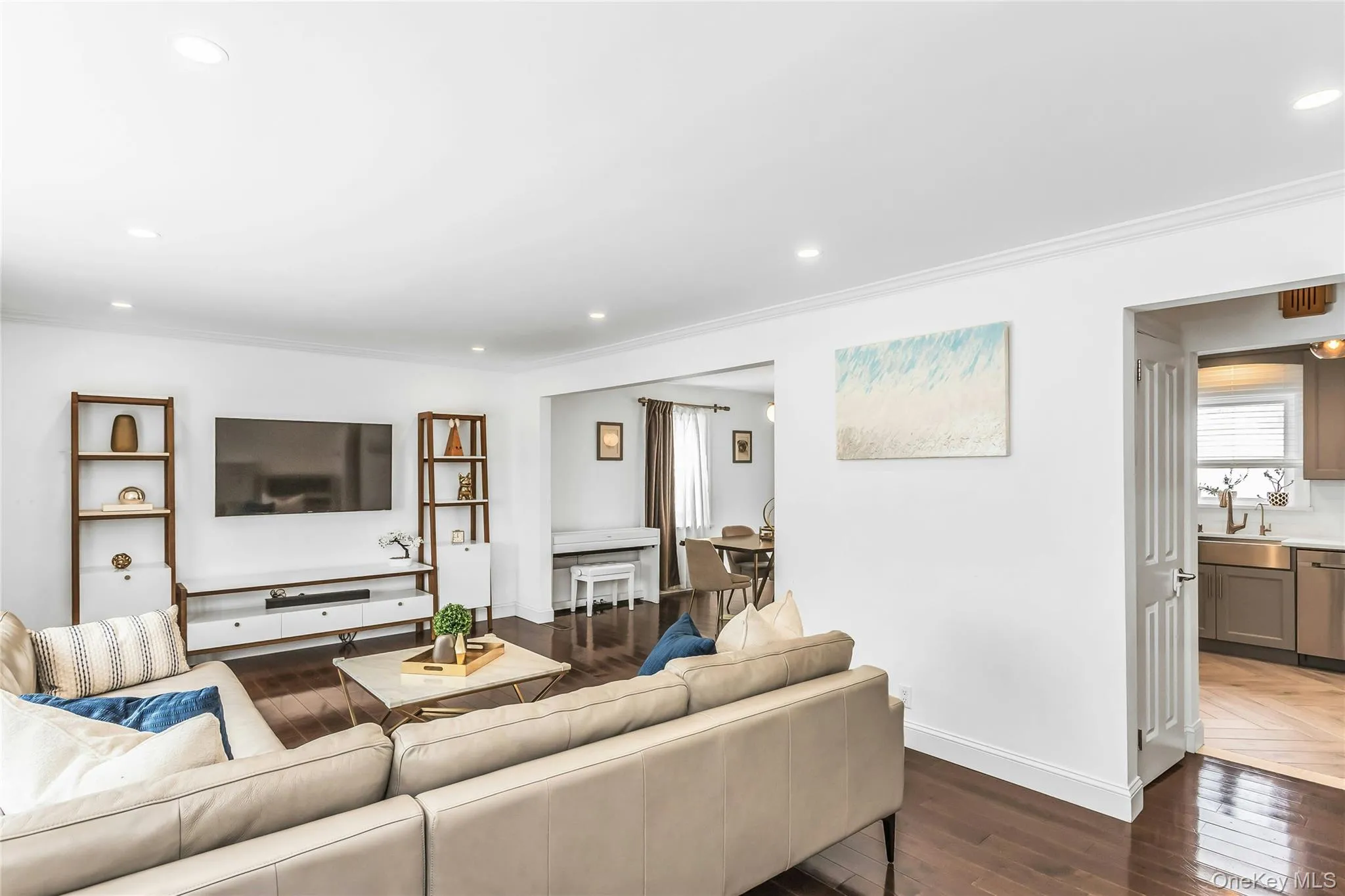 625 10th Street, Hempstead, NY, 3 Bedrooms Bedrooms, 6 Rooms Rooms,2 BathroomsBathrooms,Residential,For Rent,10th,0,1023264 625 10th Street, Hempstead, NY, 3 Bedrooms Bedrooms, 6 Rooms Rooms,2 BathroomsBathrooms,Residential,For Rent,10th,0,1023264