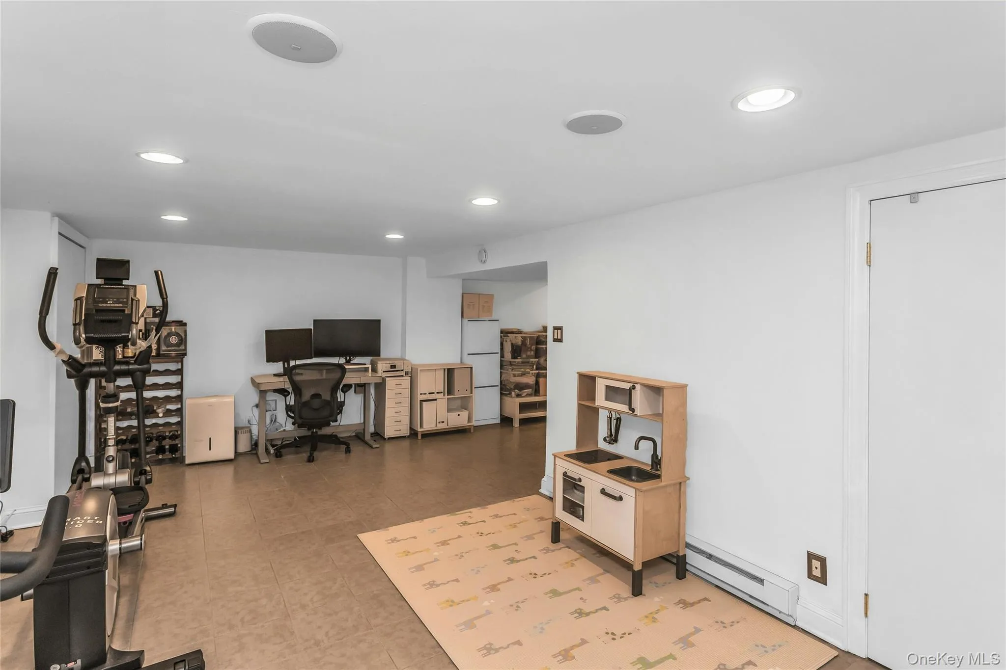 625 10th Street, Hempstead, NY, 3 Bedrooms Bedrooms, 6 Rooms Rooms,2 BathroomsBathrooms,Residential,For Rent,10th,0,1023264 625 10th Street, Hempstead, NY, 3 Bedrooms Bedrooms, 6 Rooms Rooms,2 BathroomsBathrooms,Residential,For Rent,10th,0,1023264