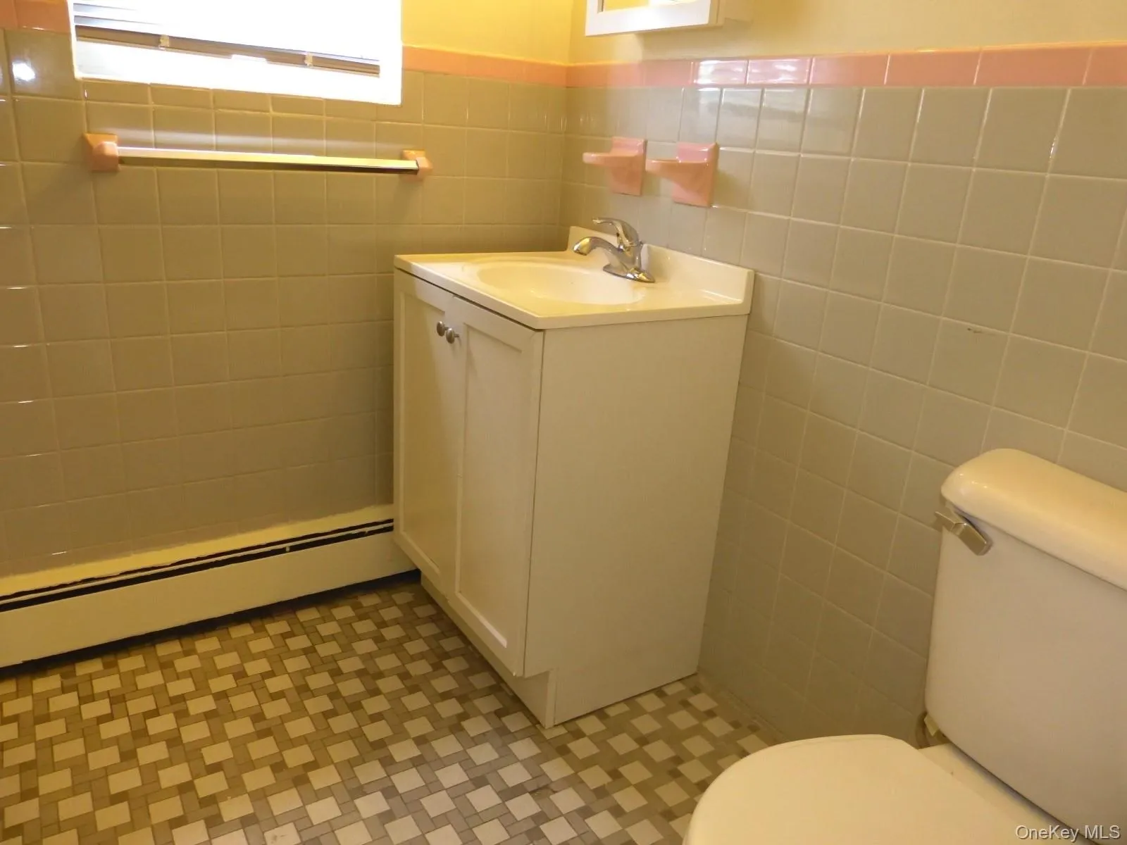 6 Duryea Place, Orangetown, NY, 3 Rooms Rooms,1 BathroomBathrooms,Residential Lease,For Rent,Duryea,0,1023266 6 Duryea Place, Orangetown, NY, 3 Rooms Rooms,1 BathroomBathrooms,Residential Lease,For Rent,Duryea,0,1023266