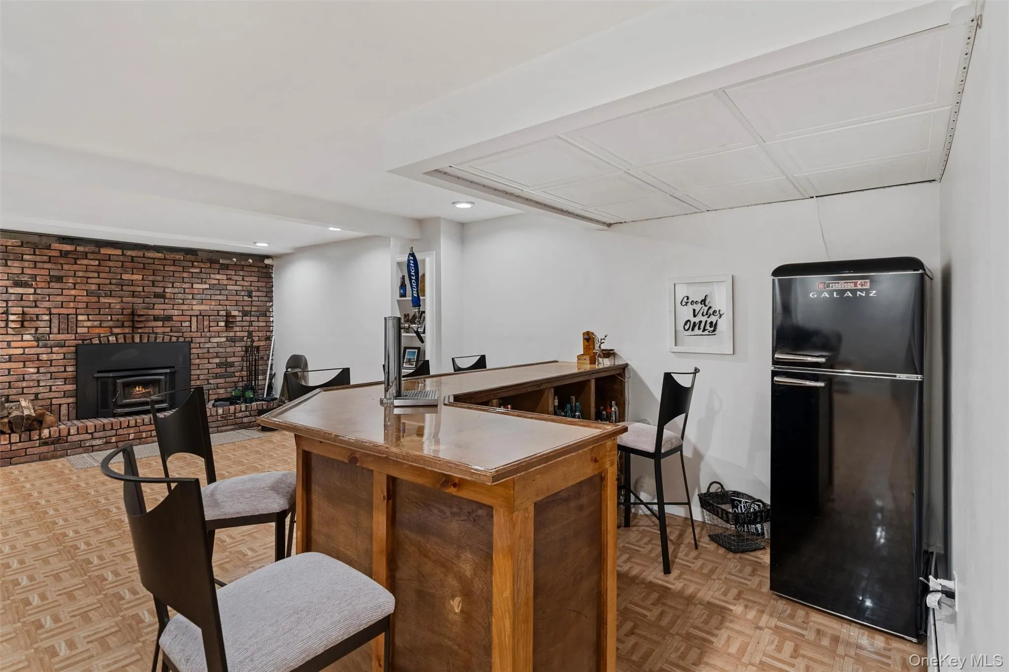 10 Hidden Drive, Chester Town, NY, 4 Bedrooms Bedrooms, 7 Rooms Rooms,3 BathroomsBathrooms,Residential,For Rent,Hidden,0,1023272 10 Hidden Drive, Chester Town, NY, 4 Bedrooms Bedrooms, 7 Rooms Rooms,3 BathroomsBathrooms,Residential,For Rent,Hidden,0,1023272