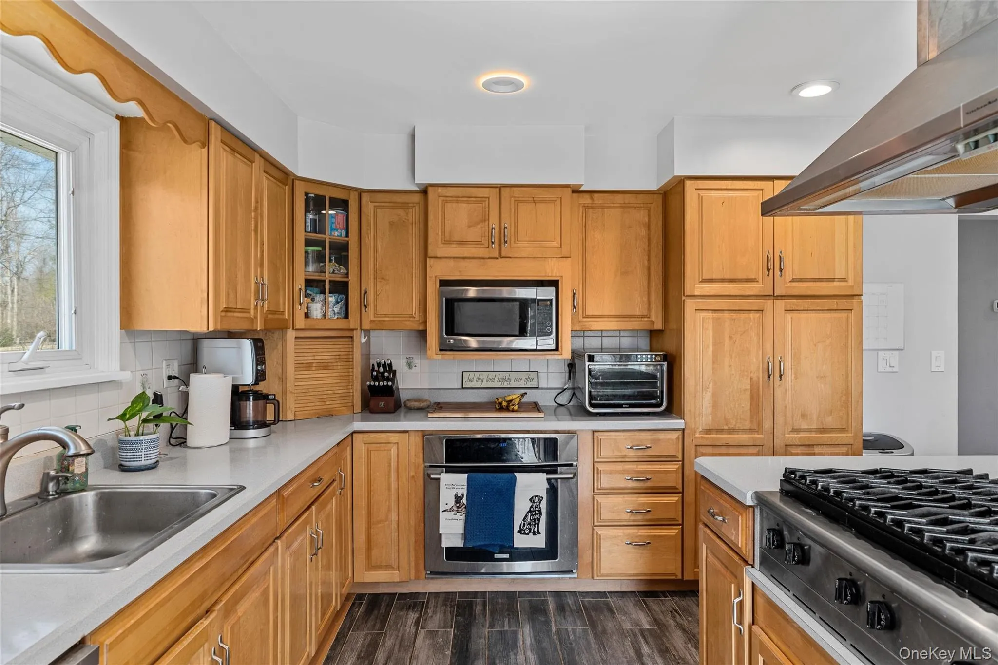 10 Hidden Drive, Chester Town, NY, 4 Bedrooms Bedrooms, 7 Rooms Rooms,3 BathroomsBathrooms,Residential,For Rent,Hidden,0,1023272 10 Hidden Drive, Chester Town, NY, 4 Bedrooms Bedrooms, 7 Rooms Rooms,3 BathroomsBathrooms,Residential,For Rent,Hidden,0,1023272