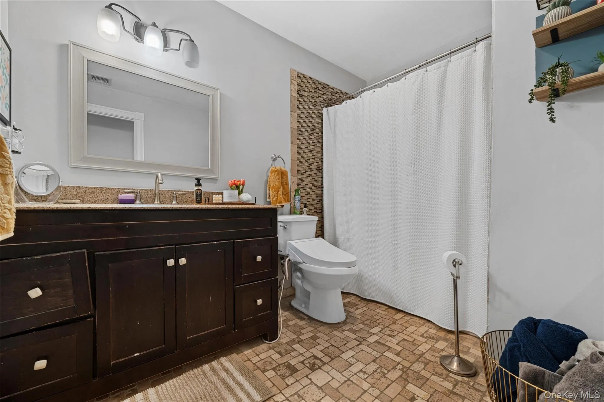 10 Hidden Drive, Chester Town, NY, 4 Bedrooms Bedrooms, 7 Rooms Rooms,3 BathroomsBathrooms,Residential,For Rent,Hidden,0,1023272 10 Hidden Drive, Chester Town, NY, 4 Bedrooms Bedrooms, 7 Rooms Rooms,3 BathroomsBathrooms,Residential,For Rent,Hidden,0,1023272