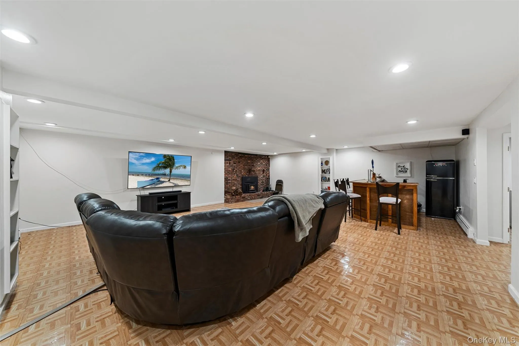 10 Hidden Drive, Chester Town, NY, 4 Bedrooms Bedrooms, 7 Rooms Rooms,3 BathroomsBathrooms,Residential,For Rent,Hidden,0,1023272 10 Hidden Drive, Chester Town, NY, 4 Bedrooms Bedrooms, 7 Rooms Rooms,3 BathroomsBathrooms,Residential,For Rent,Hidden,0,1023272