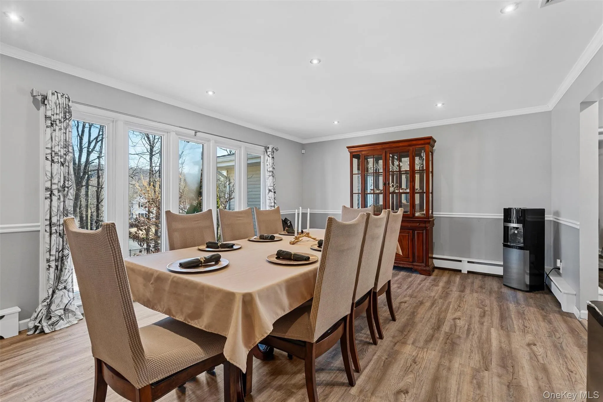 10 Hidden Drive, Chester Town, NY, 4 Bedrooms Bedrooms, 7 Rooms Rooms,3 BathroomsBathrooms,Residential,For Rent,Hidden,0,1023272 10 Hidden Drive, Chester Town, NY, 4 Bedrooms Bedrooms, 7 Rooms Rooms,3 BathroomsBathrooms,Residential,For Rent,Hidden,0,1023272