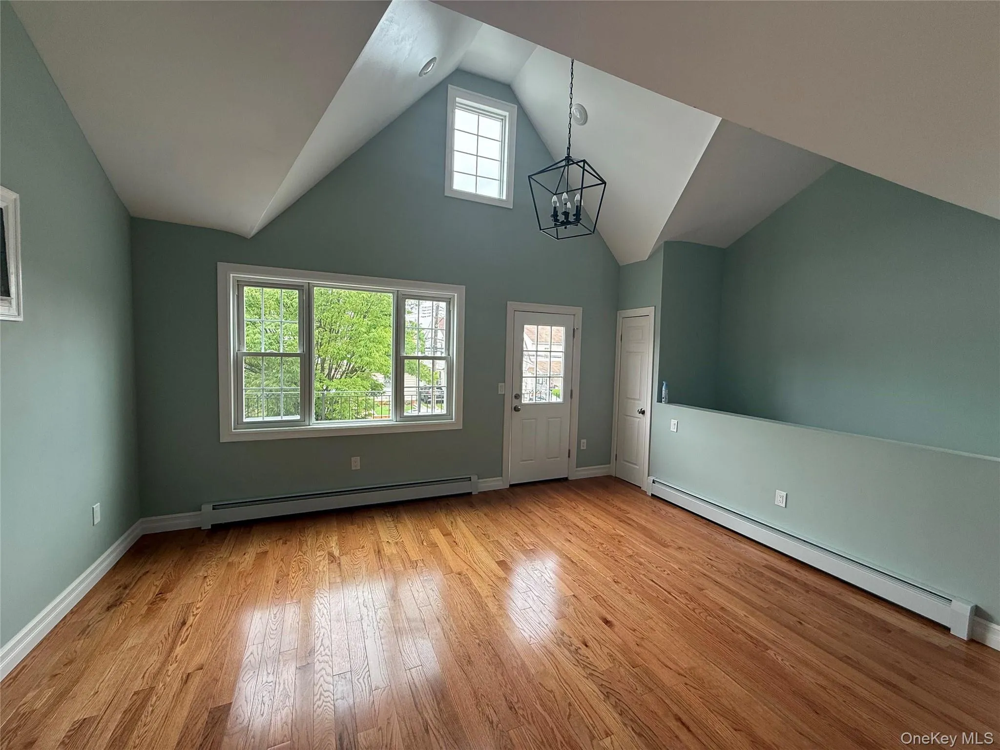 104-39 210th Street, New York, NY, 2 Bedrooms Bedrooms, 4 Rooms Rooms,2 BathroomsBathrooms,Residential Lease,For Rent,210th,0,1023273 104-39 210th Street, New York, NY, 2 Bedrooms Bedrooms, 4 Rooms Rooms,2 BathroomsBathrooms,Residential Lease,For Rent,210th,0,1023273
