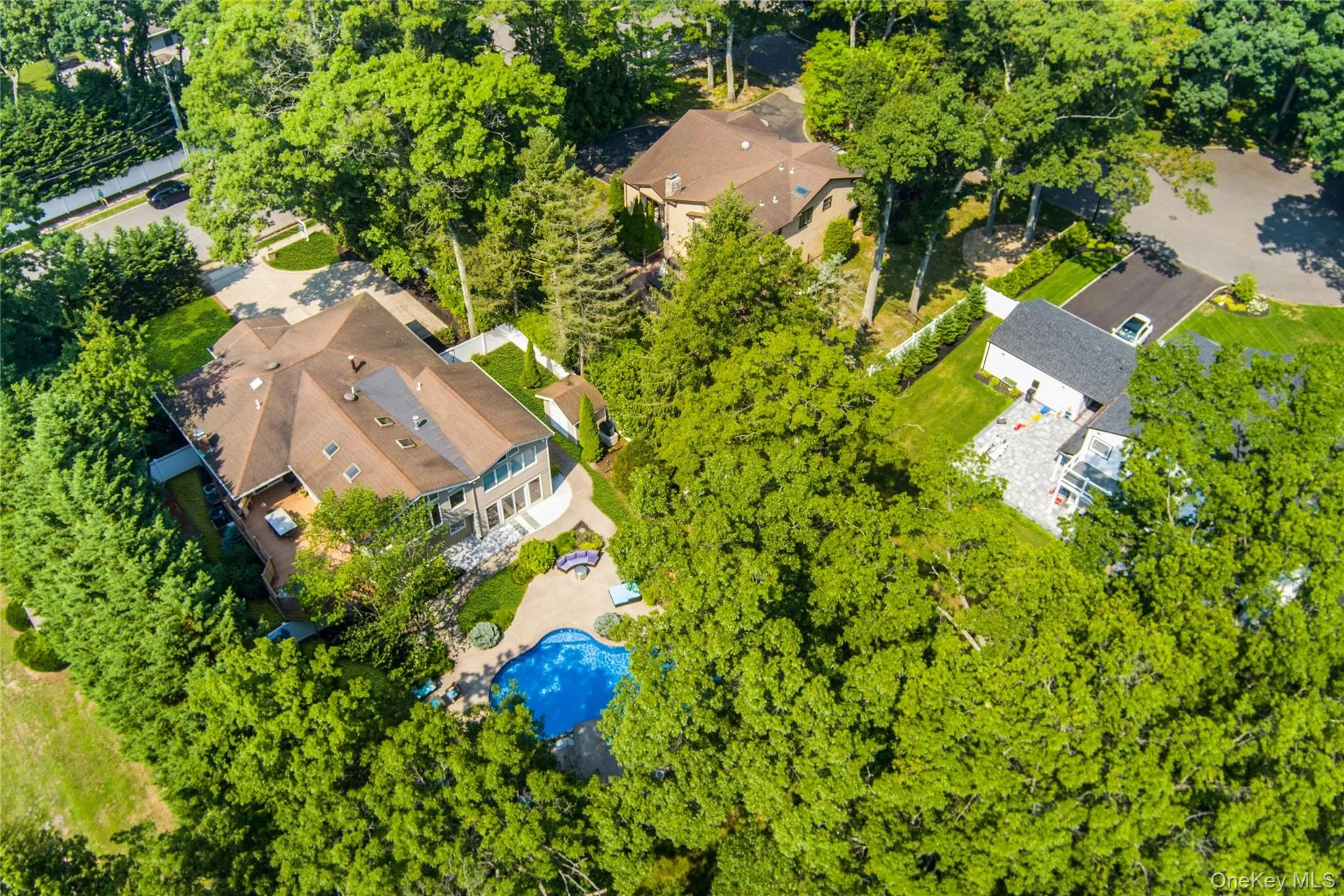 39 Kennedy Drive, Oyster Bay, NY, 7 Bedrooms Bedrooms, 14 Rooms Rooms,4 BathroomsBathrooms,Residential,For Rent,Kennedy,0,1023275 39 Kennedy Drive, Oyster Bay, NY, 7 Bedrooms Bedrooms, 14 Rooms Rooms,4 BathroomsBathrooms,Residential,For Rent,Kennedy,0,1023275