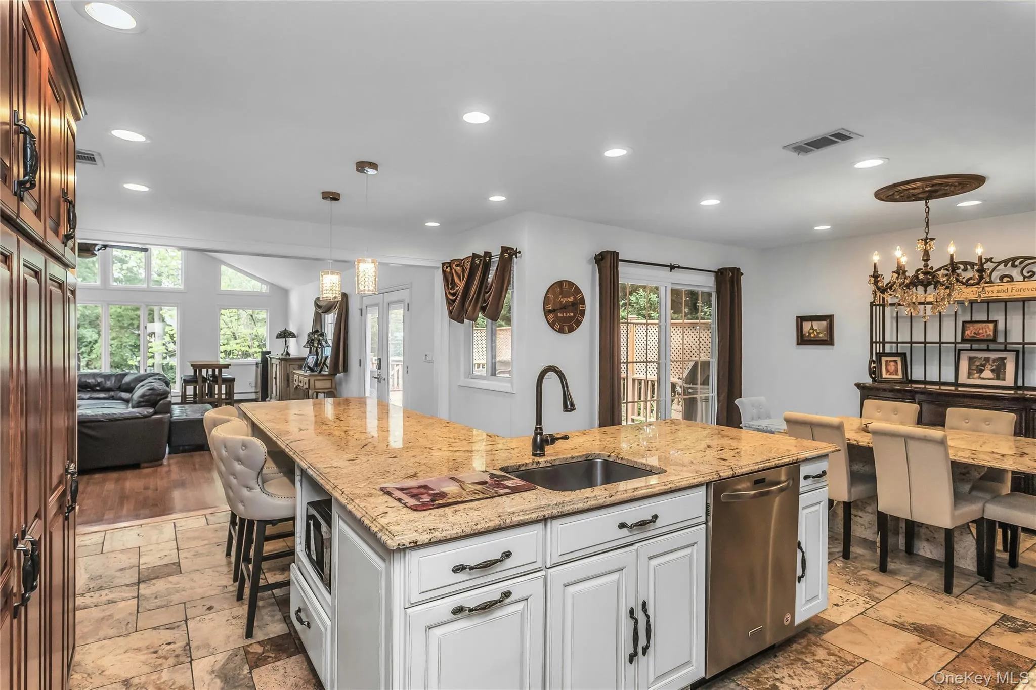 39 Kennedy Drive, Oyster Bay, NY, 7 Bedrooms Bedrooms, 14 Rooms Rooms,4 BathroomsBathrooms,Residential,For Rent,Kennedy,0,1023275 39 Kennedy Drive, Oyster Bay, NY, 7 Bedrooms Bedrooms, 14 Rooms Rooms,4 BathroomsBathrooms,Residential,For Rent,Kennedy,0,1023275