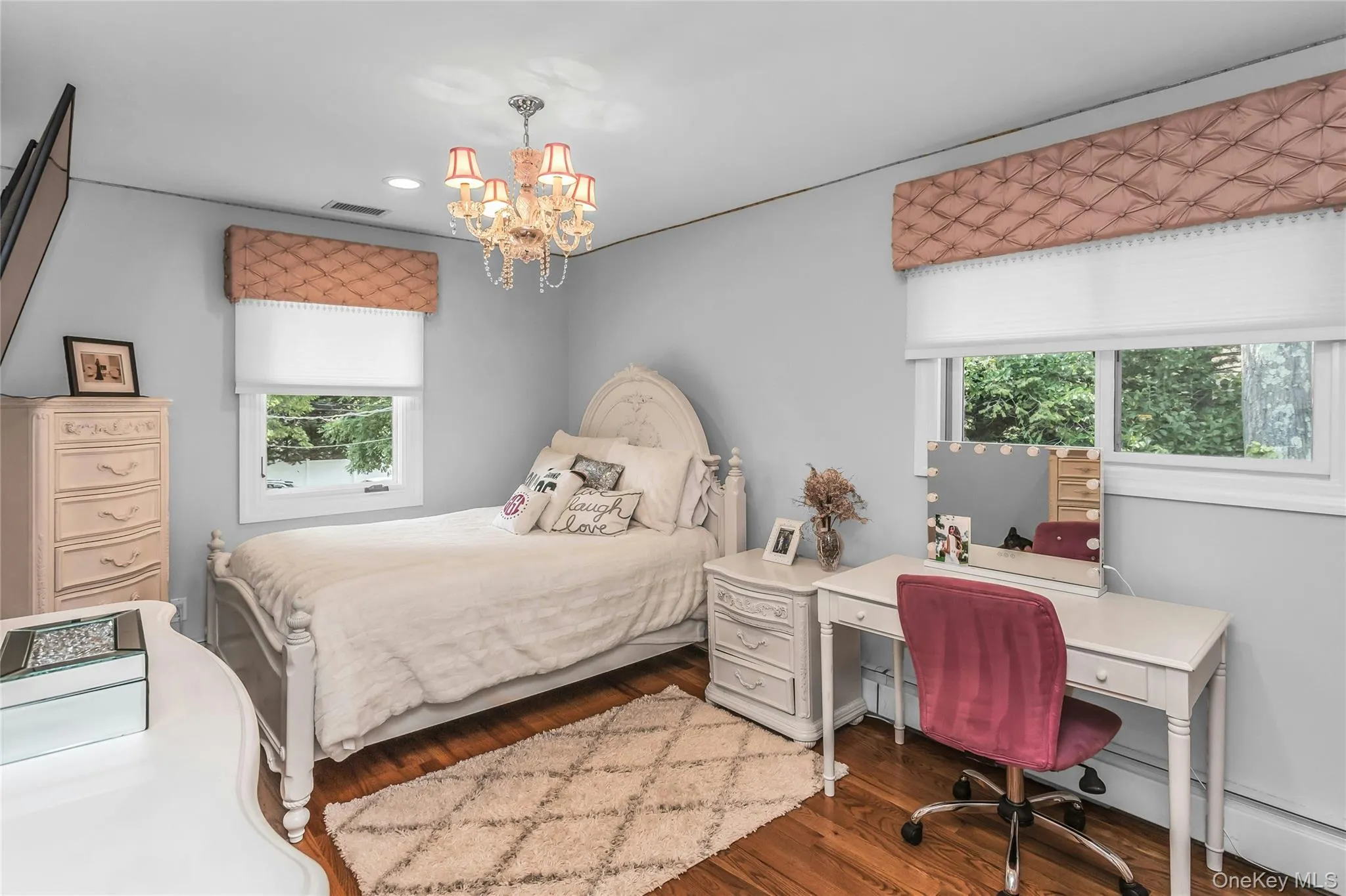 39 Kennedy Drive, Oyster Bay, NY, 7 Bedrooms Bedrooms, 14 Rooms Rooms,4 BathroomsBathrooms,Residential,For Rent,Kennedy,0,1023275 39 Kennedy Drive, Oyster Bay, NY, 7 Bedrooms Bedrooms, 14 Rooms Rooms,4 BathroomsBathrooms,Residential,For Rent,Kennedy,0,1023275