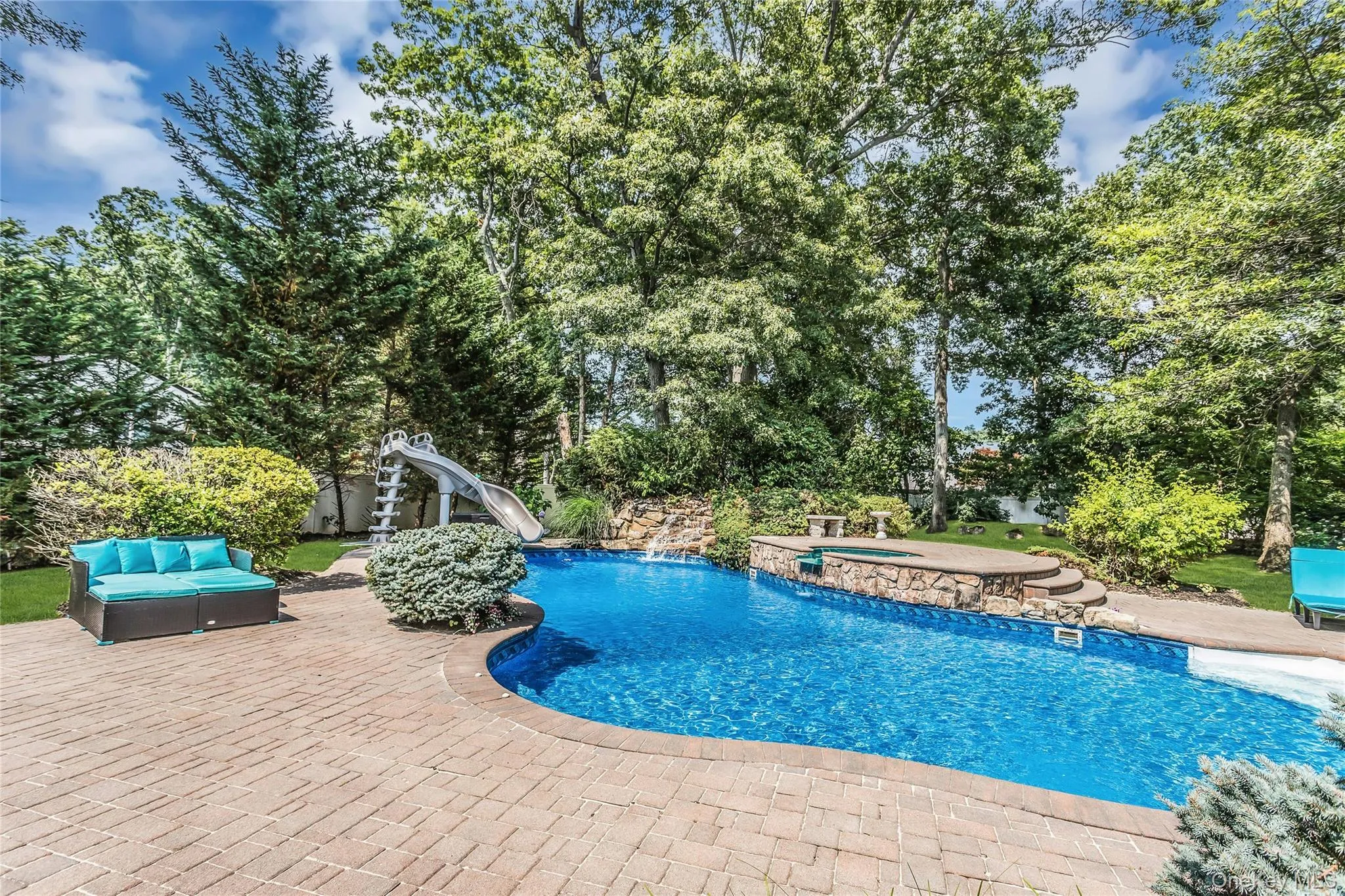 39 Kennedy Drive, Oyster Bay, NY, 7 Bedrooms Bedrooms, 14 Rooms Rooms,4 BathroomsBathrooms,Residential,For Rent,Kennedy,0,1023275 39 Kennedy Drive, Oyster Bay, NY, 7 Bedrooms Bedrooms, 14 Rooms Rooms,4 BathroomsBathrooms,Residential,For Rent,Kennedy,0,1023275