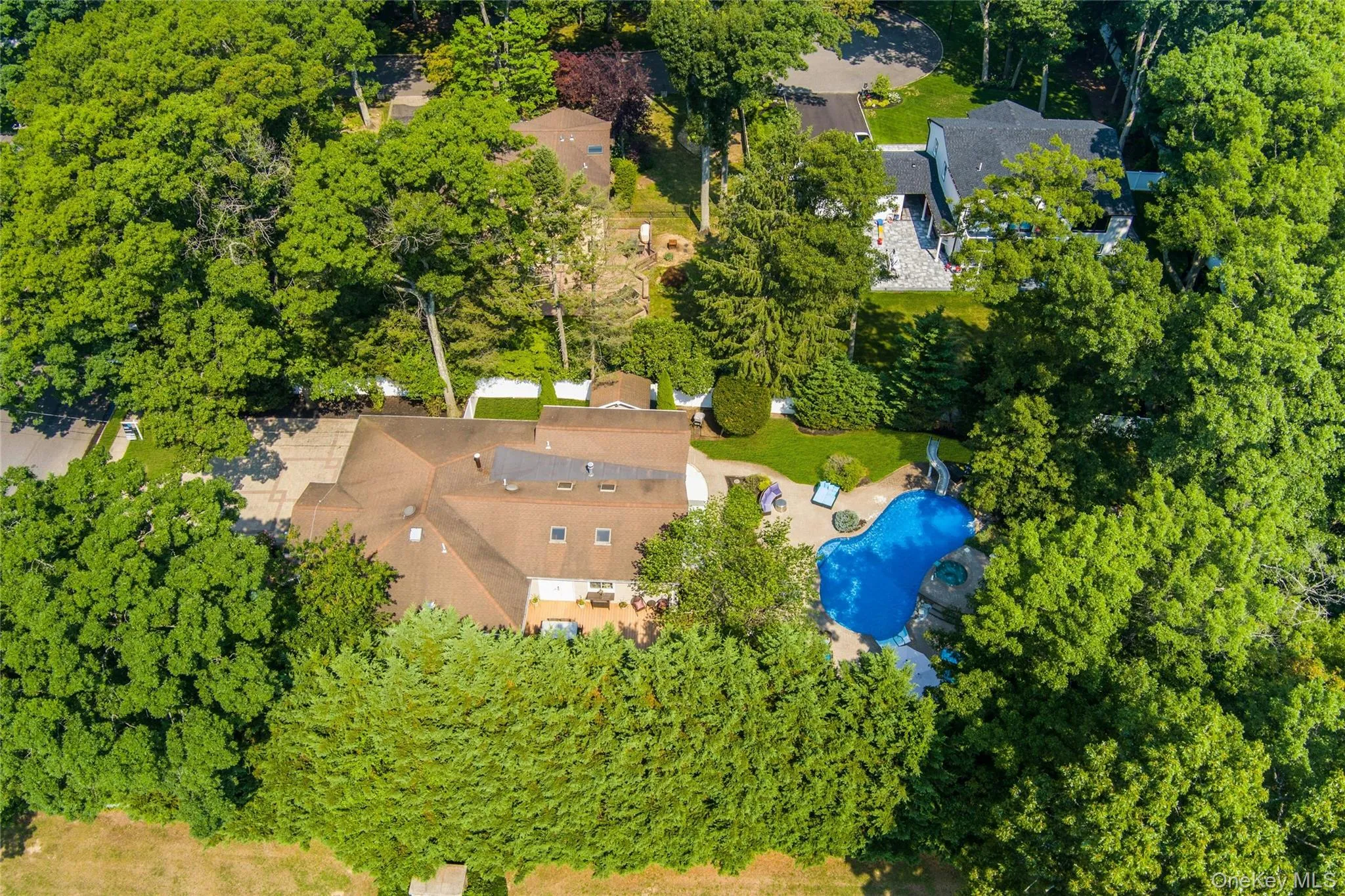 39 Kennedy Drive, Oyster Bay, NY, 7 Bedrooms Bedrooms, 14 Rooms Rooms,4 BathroomsBathrooms,Residential,For Rent,Kennedy,0,1023275 39 Kennedy Drive, Oyster Bay, NY, 7 Bedrooms Bedrooms, 14 Rooms Rooms,4 BathroomsBathrooms,Residential,For Rent,Kennedy,0,1023275