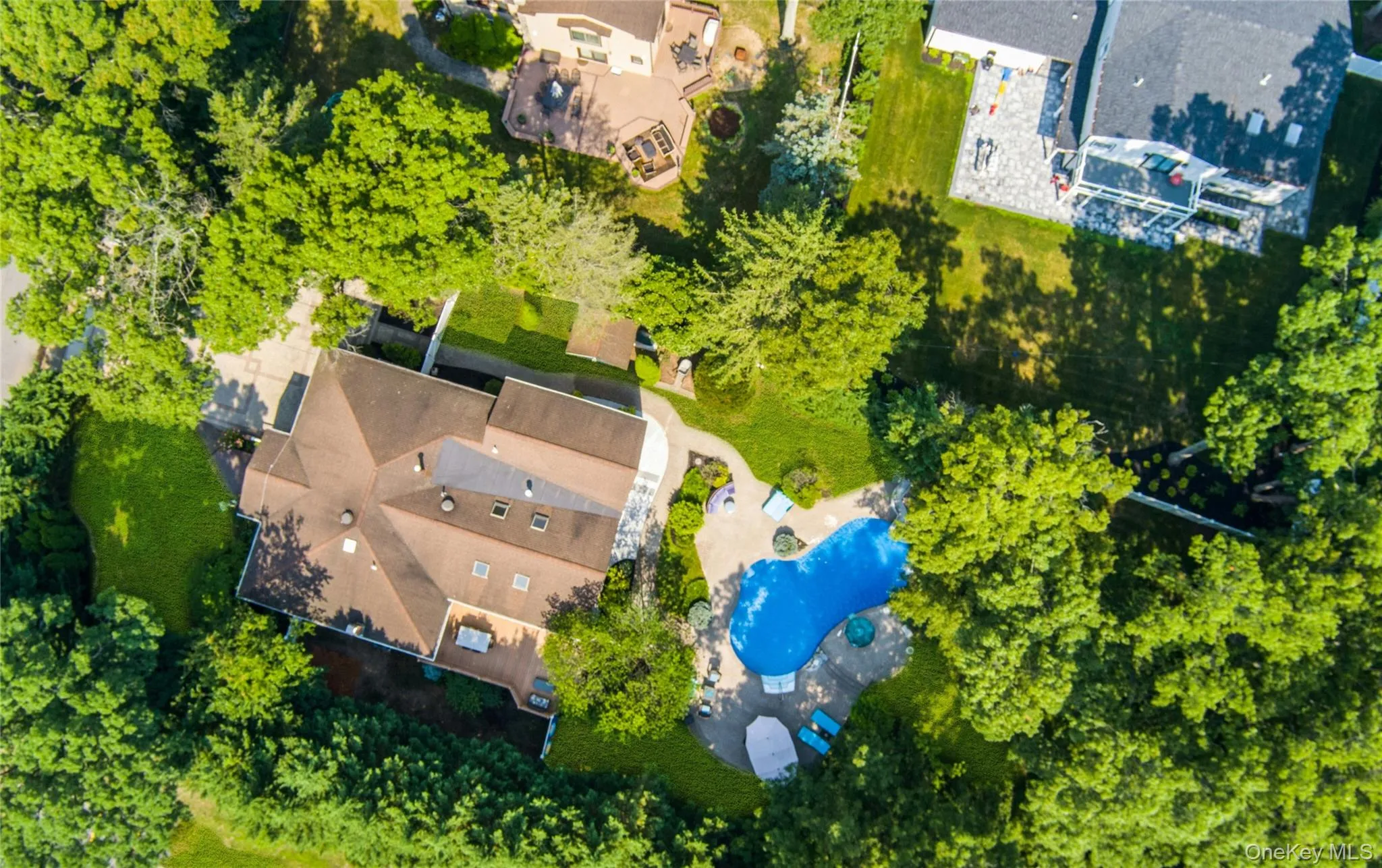 39 Kennedy Drive, Oyster Bay, NY, 7 Bedrooms Bedrooms, 14 Rooms Rooms,4 BathroomsBathrooms,Residential,For Rent,Kennedy,0,1023275 39 Kennedy Drive, Oyster Bay, NY, 7 Bedrooms Bedrooms, 14 Rooms Rooms,4 BathroomsBathrooms,Residential,For Rent,Kennedy,0,1023275