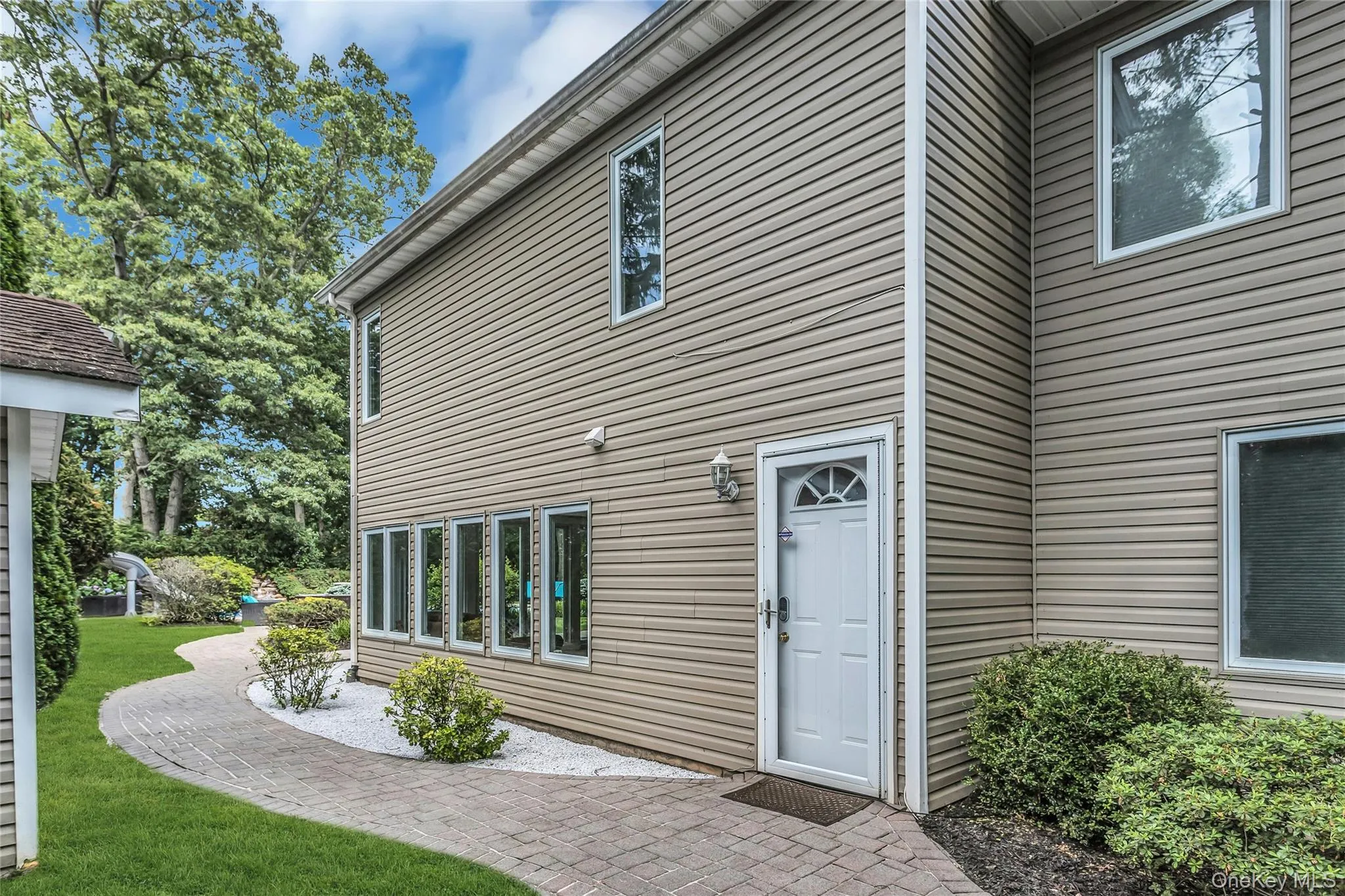 39 Kennedy Drive, Oyster Bay, NY, 7 Bedrooms Bedrooms, 14 Rooms Rooms,4 BathroomsBathrooms,Residential,For Rent,Kennedy,0,1023275 39 Kennedy Drive, Oyster Bay, NY, 7 Bedrooms Bedrooms, 14 Rooms Rooms,4 BathroomsBathrooms,Residential,For Rent,Kennedy,0,1023275