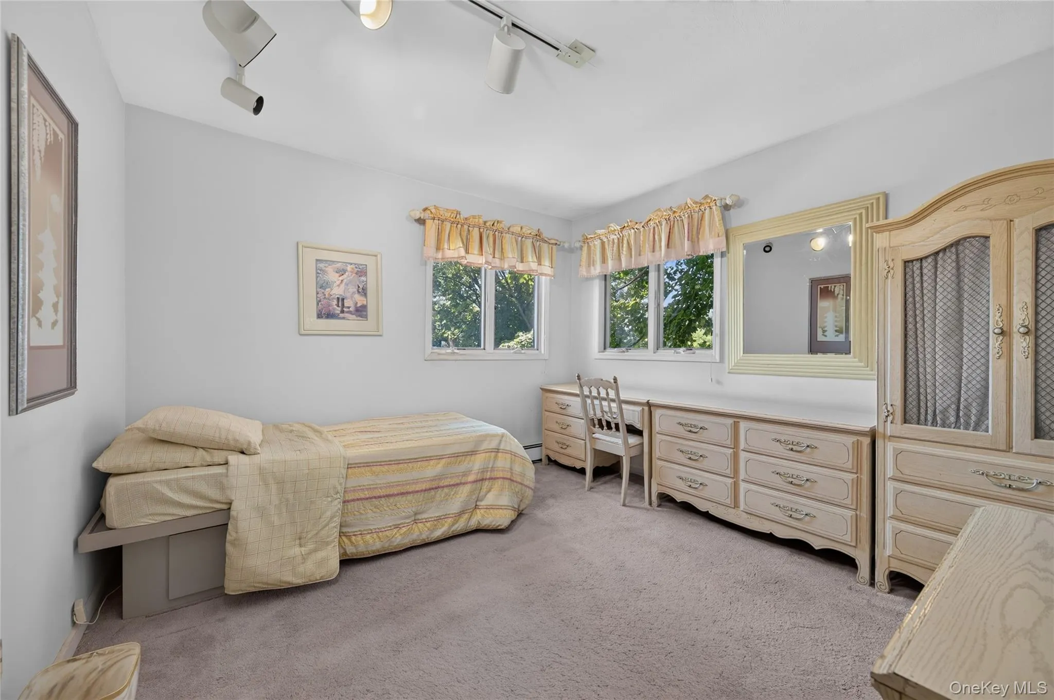 7 Chatham Road, Smithtown, NY, 3 Bedrooms Bedrooms, 8 Rooms Rooms,1 BathroomBathrooms,Residential,For Rent,Chatham,0,1023277 7 Chatham Road, Smithtown, NY, 3 Bedrooms Bedrooms, 8 Rooms Rooms,1 BathroomBathrooms,Residential,For Rent,Chatham,0,1023277