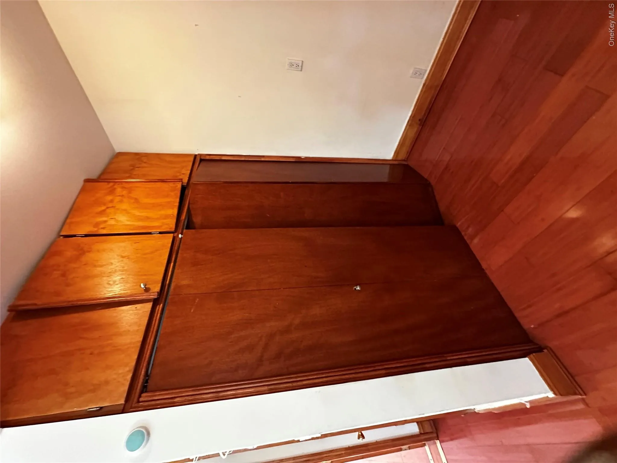 14541 Tuskegee Airmen Way, New York, NY, 5 Bedrooms Bedrooms, 9 Rooms Rooms,2 BathroomsBathrooms,Residential Lease,For Rent,Tuskegee Airmen,0,1023294 14541 Tuskegee Airmen Way, New York, NY, 5 Bedrooms Bedrooms, 9 Rooms Rooms,2 BathroomsBathrooms,Residential Lease,For Rent,Tuskegee Airmen,0,1023294