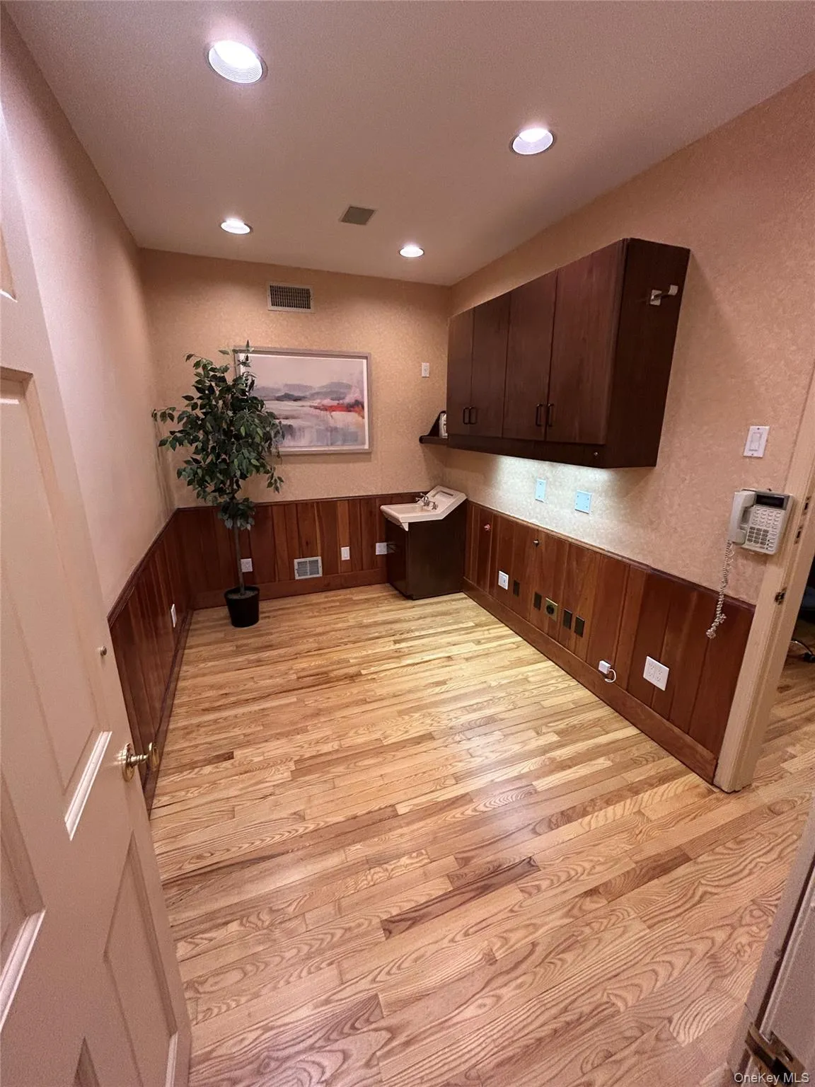 915 Palmer Road, Yonkers, NY, 3 Bedrooms Bedrooms, 11 Rooms Rooms,2 BathroomsBathrooms,Residential,For Rent,Palmer,0,1023298 915 Palmer Road, Yonkers, NY, 3 Bedrooms Bedrooms, 11 Rooms Rooms,2 BathroomsBathrooms,Residential,For Rent,Palmer,0,1023298