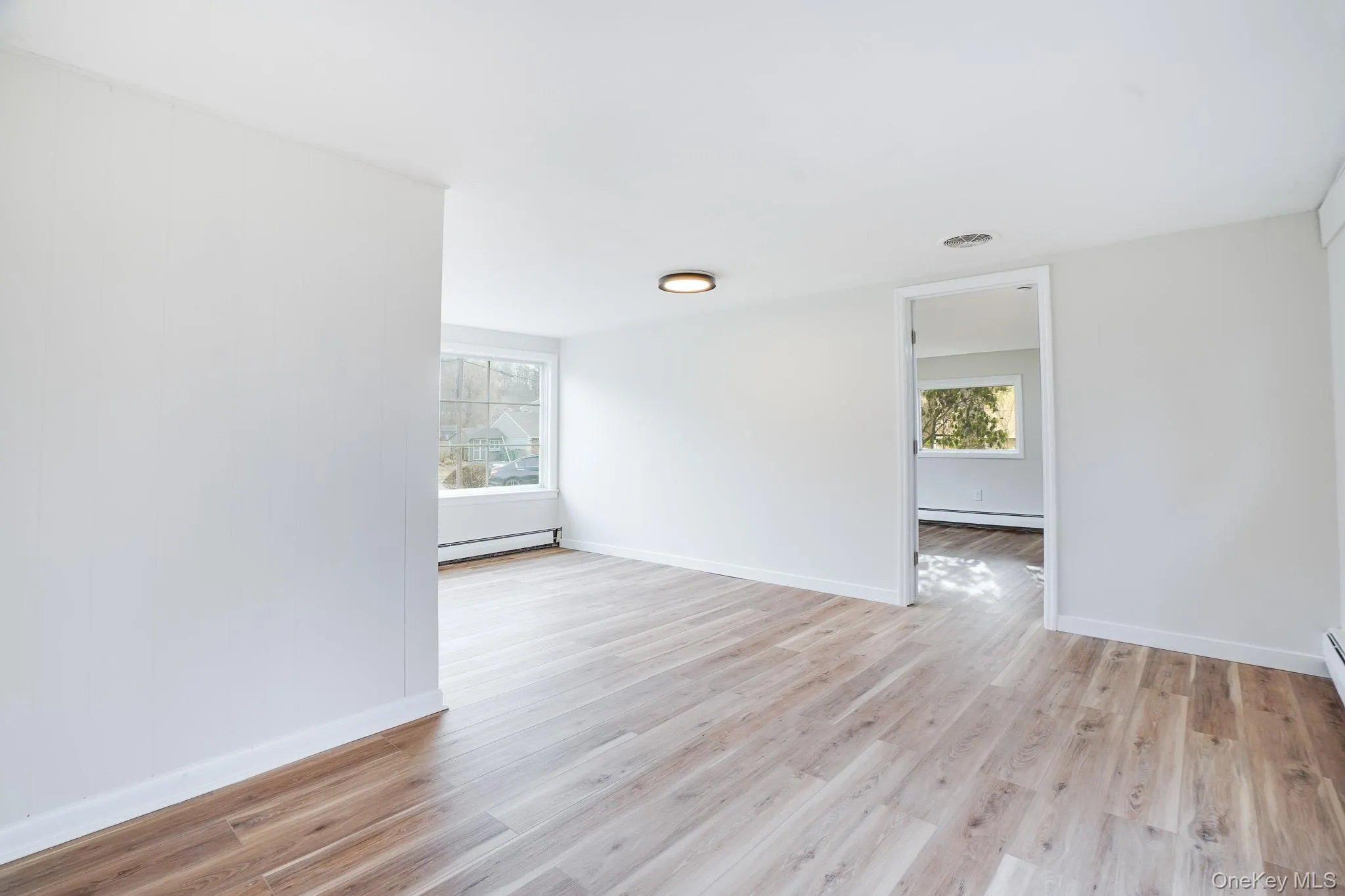 3 Pond Road, Hyde Park, NY, 4 Bedrooms Bedrooms, 11 Rooms Rooms,3 BathroomsBathrooms,Residential,For Rent,Pond,0,1023304 3 Pond Road, Hyde Park, NY, 4 Bedrooms Bedrooms, 11 Rooms Rooms,3 BathroomsBathrooms,Residential,For Rent,Pond,0,1023304