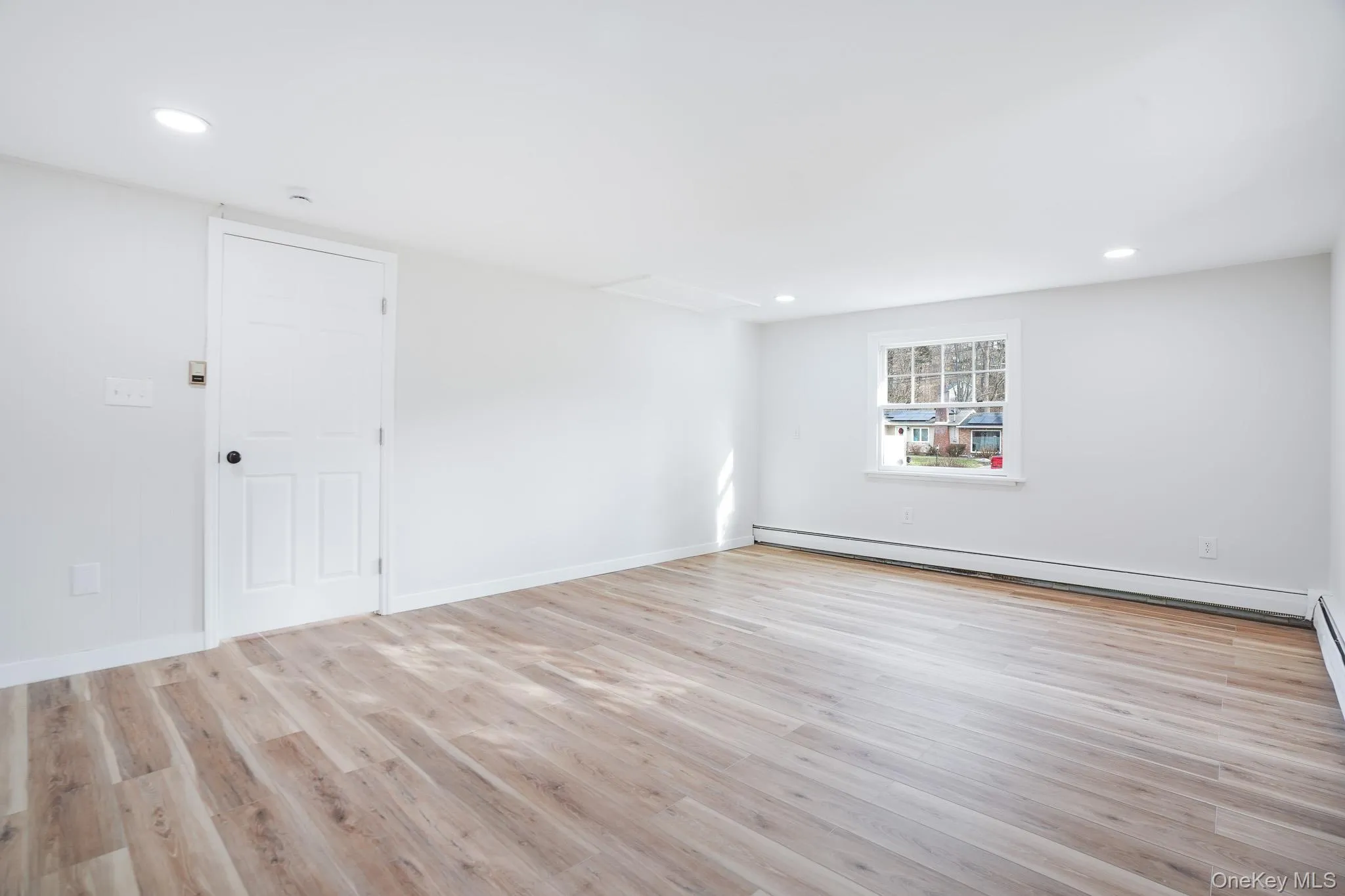 3 Pond Road, Hyde Park, NY, 4 Bedrooms Bedrooms, 11 Rooms Rooms,3 BathroomsBathrooms,Residential,For Rent,Pond,0,1023304 3 Pond Road, Hyde Park, NY, 4 Bedrooms Bedrooms, 11 Rooms Rooms,3 BathroomsBathrooms,Residential,For Rent,Pond,0,1023304