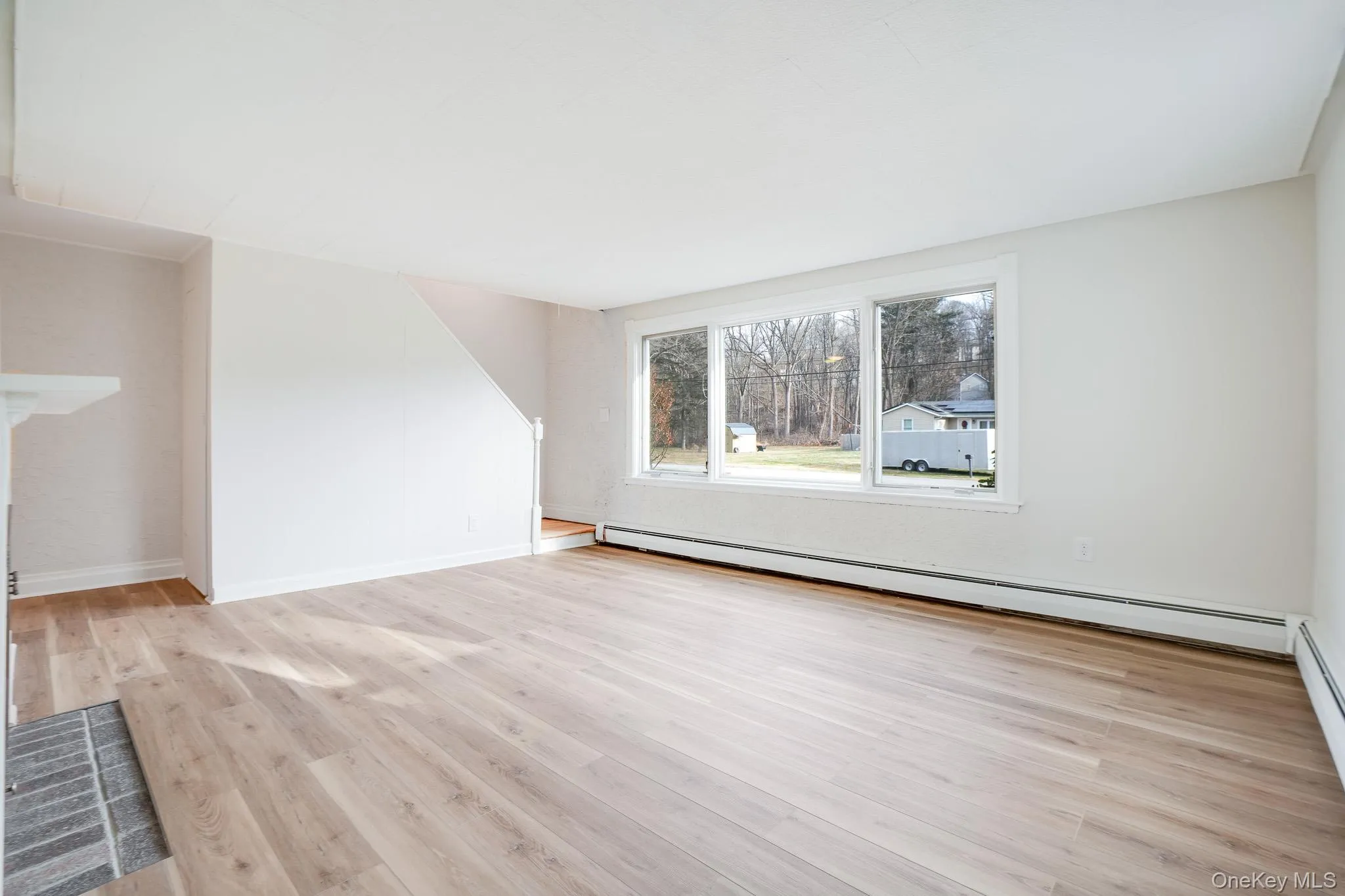 3 Pond Road, Hyde Park, NY, 4 Bedrooms Bedrooms, 11 Rooms Rooms,3 BathroomsBathrooms,Residential,For Rent,Pond,0,1023304 3 Pond Road, Hyde Park, NY, 4 Bedrooms Bedrooms, 11 Rooms Rooms,3 BathroomsBathrooms,Residential,For Rent,Pond,0,1023304