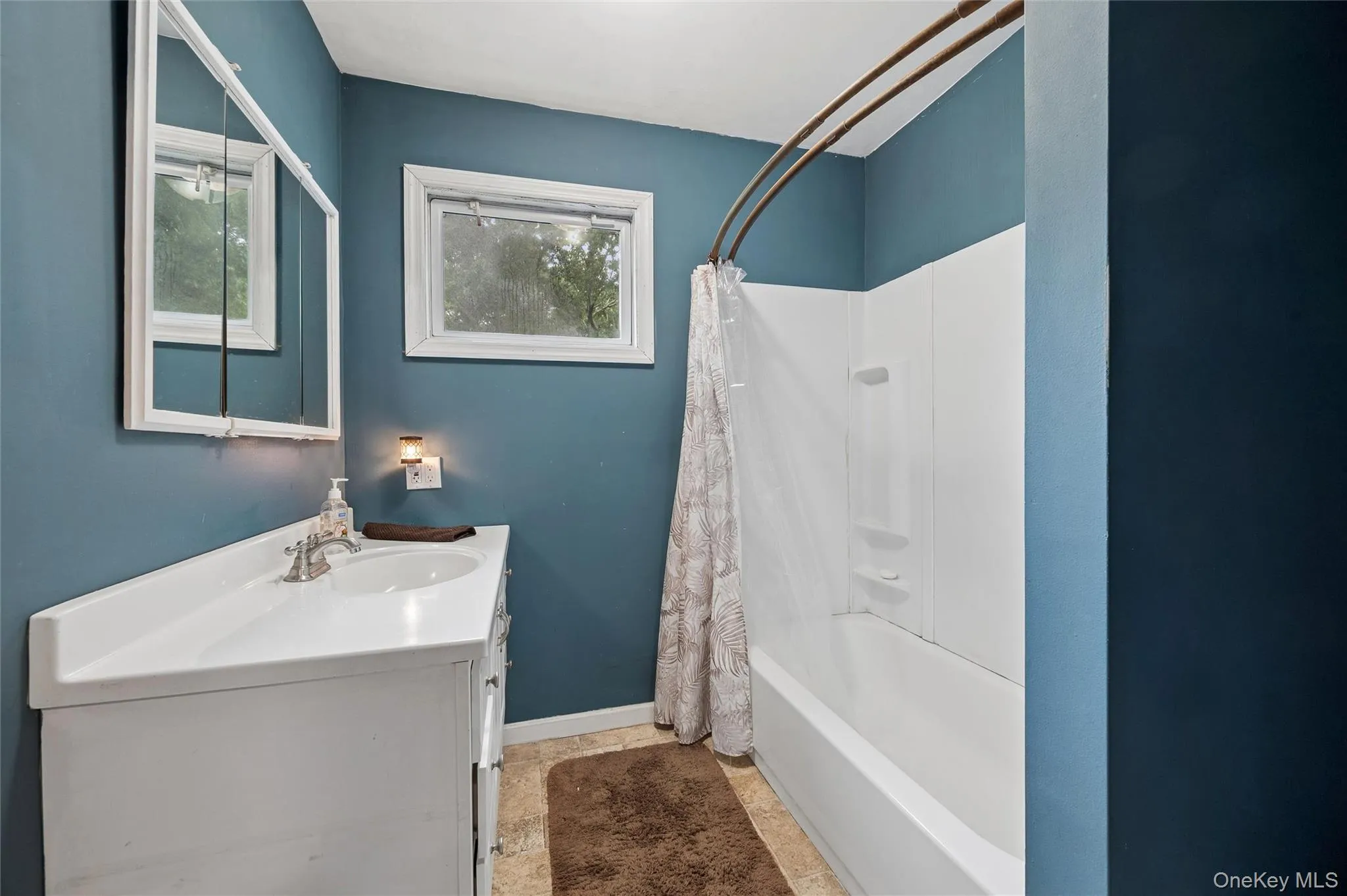 36 Champlin Street, Brookhaven, NY, 5 Bedrooms Bedrooms, 10 Rooms Rooms,2 BathroomsBathrooms,Residential,For Rent,Champlin,0,1023306 36 Champlin Street, Brookhaven, NY, 5 Bedrooms Bedrooms, 10 Rooms Rooms,2 BathroomsBathrooms,Residential,For Rent,Champlin,0,1023306